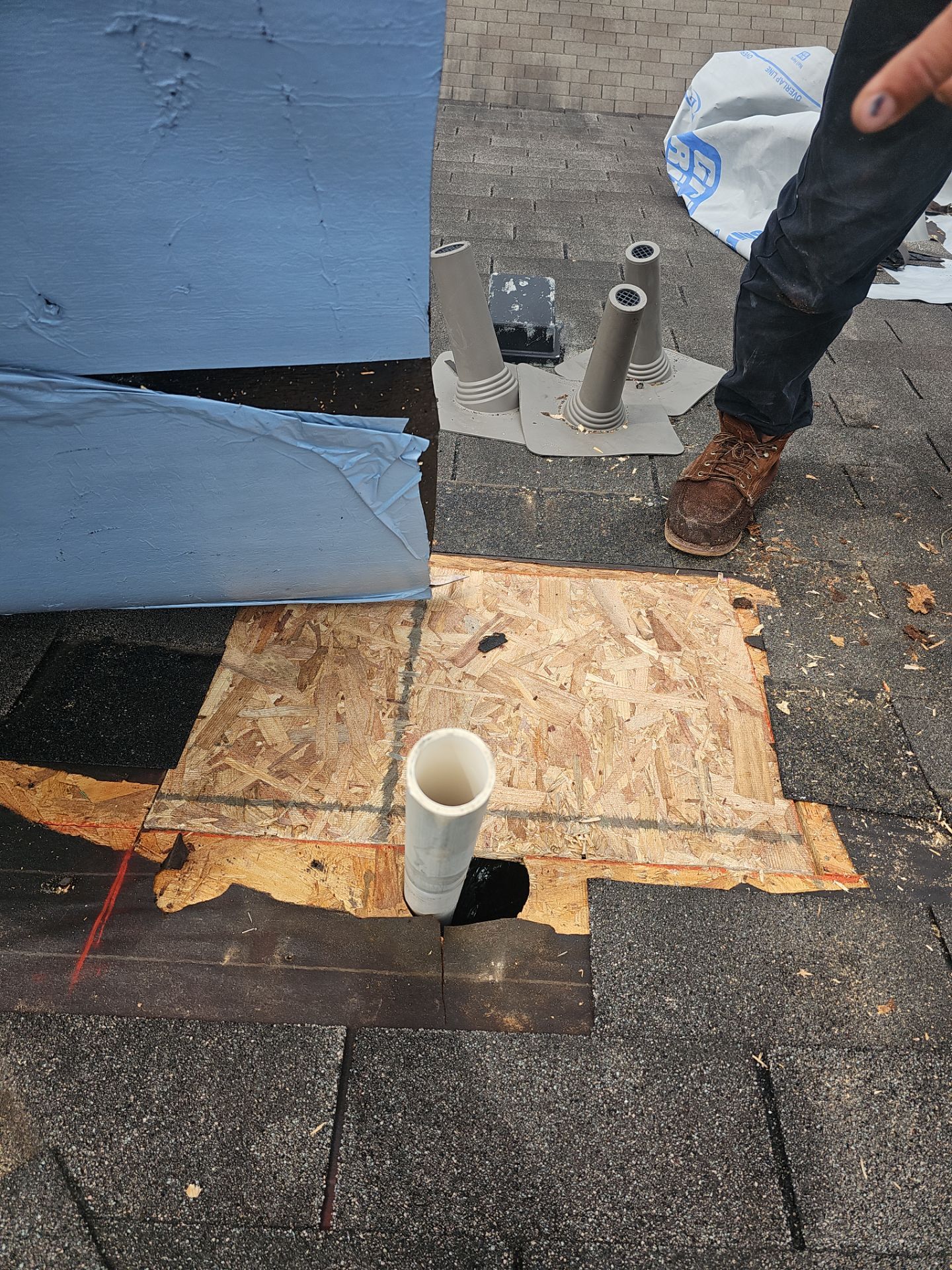 Hail Damage using Owen's Corning Duration (Lifetime) Shingles by Roof Repair Company