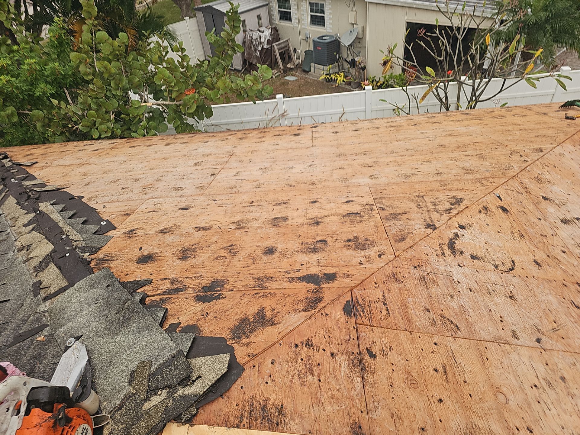 Project in St. Petersburg 33702 by Mitchell Roofing Company LLC