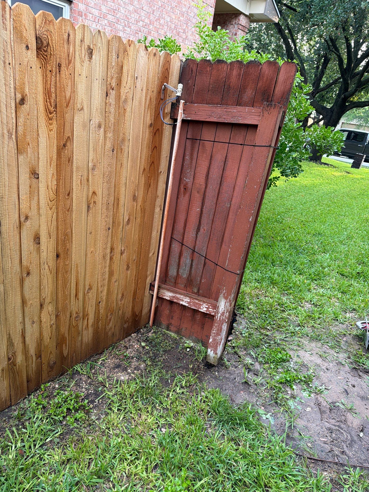 FRONT FENCE TRANSFORMATION! by Rhino Home Care