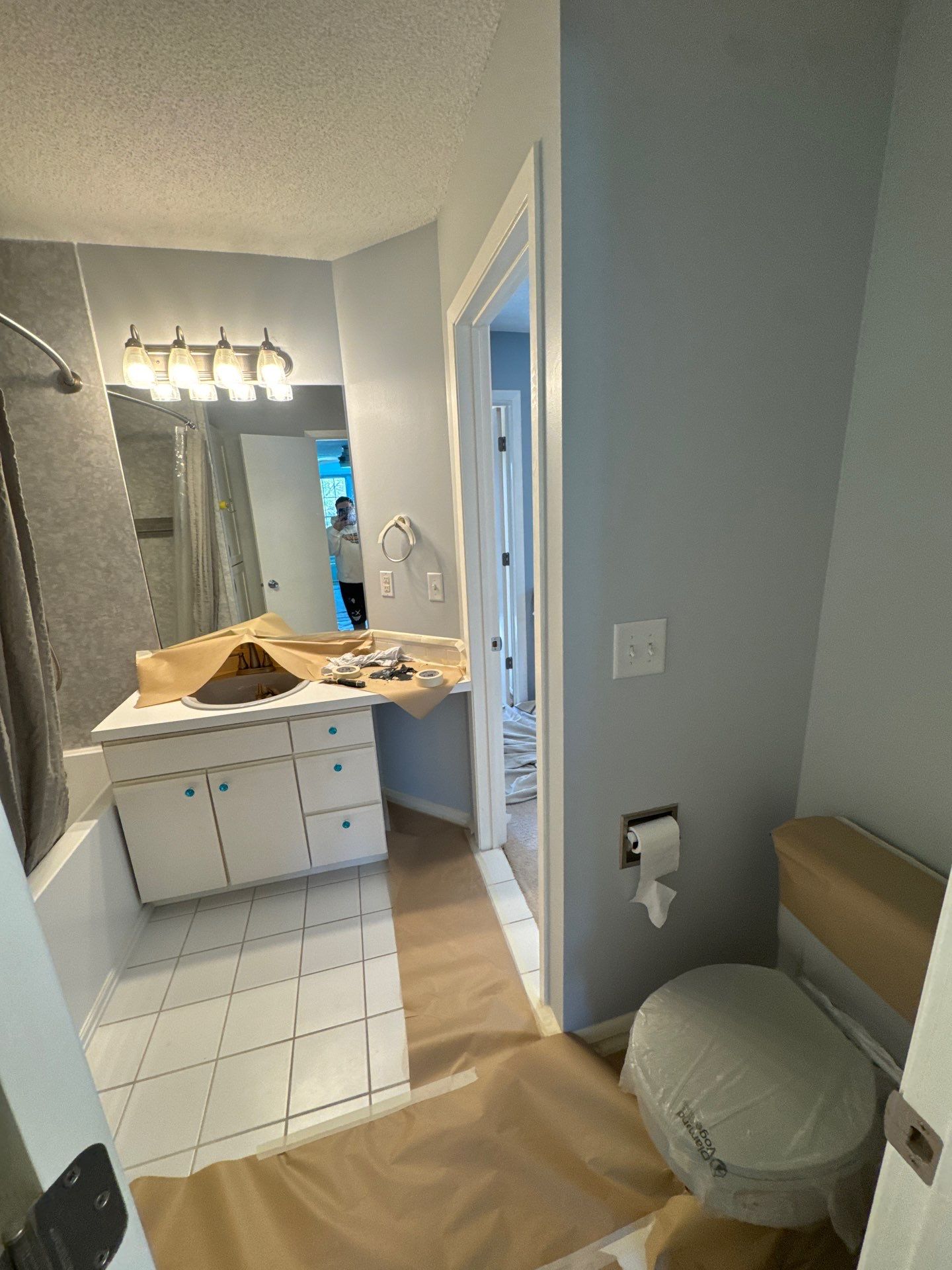 Condo Repaint Walls in Urbandale by Midwest Paint LLC