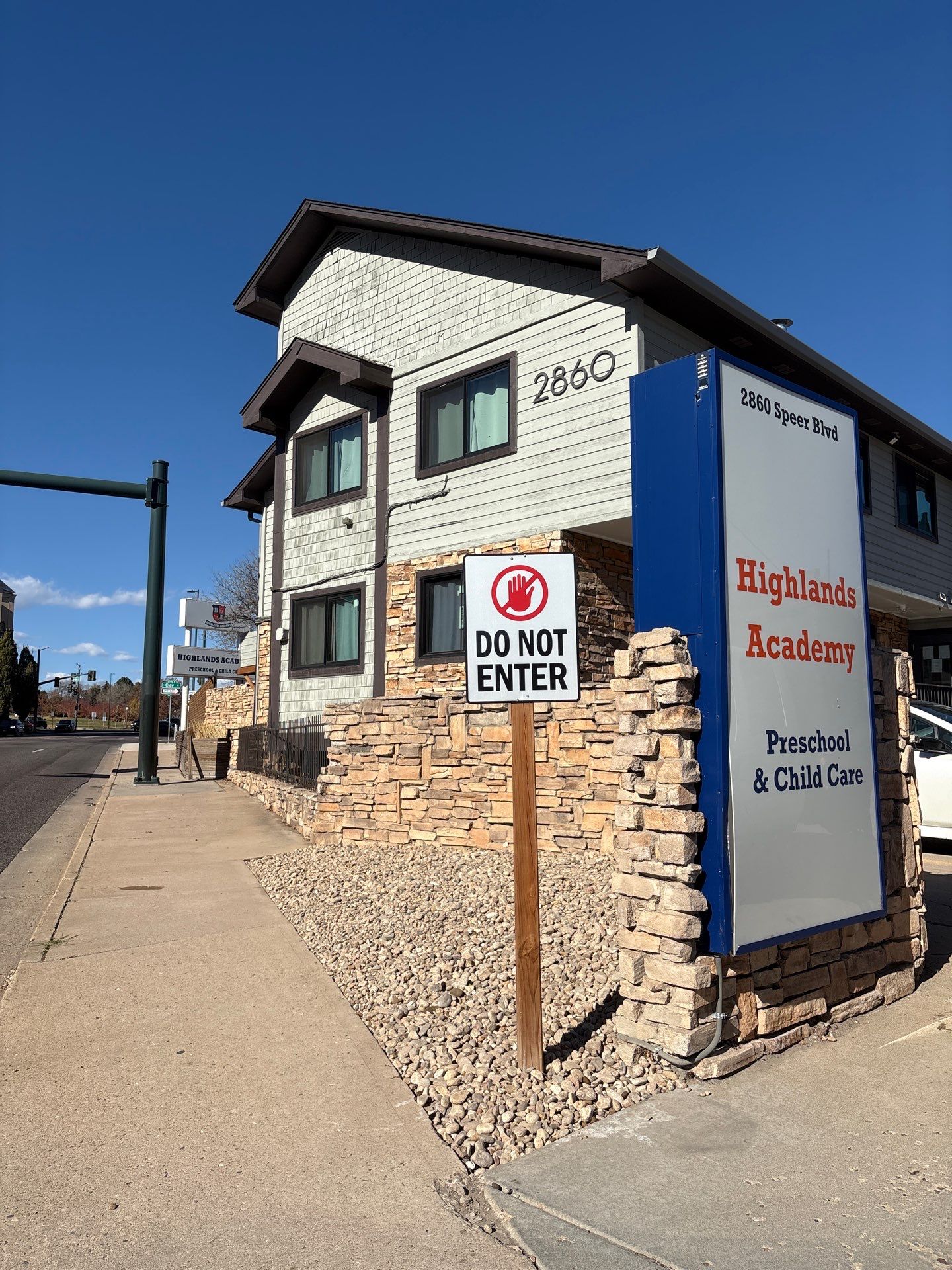 Highlands Academy by JRM landscape & design