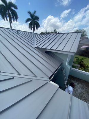 Dove Gray Standing Seam Metal Roof Replacement – Pembroke Pines, FL