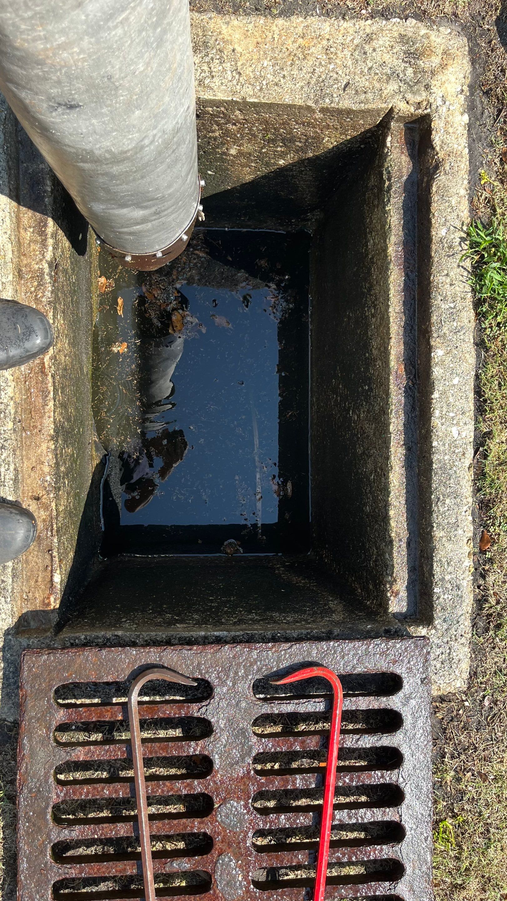 Golf Course Storm Water System Maintenance by APS Power & Water