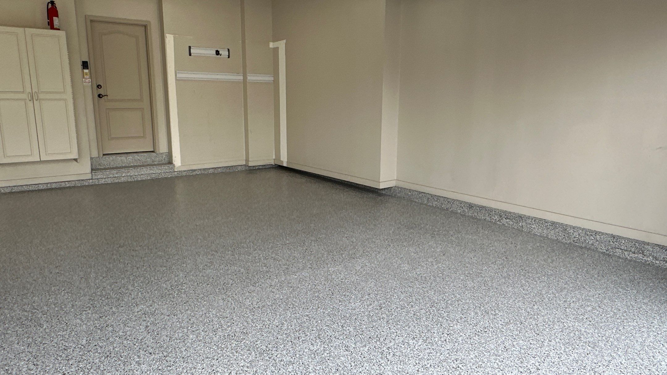 Rudy B. loves their new Coyote flake floor by Banner Garage