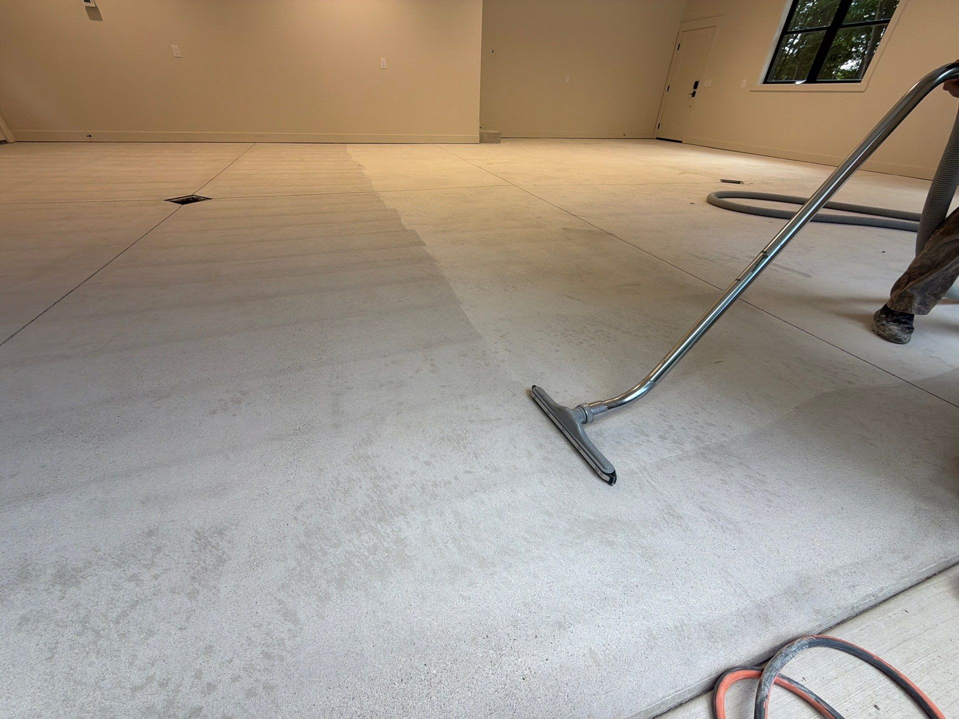 Garage and Screened Porch Polyaspartic Flake Floor Coating in Fremont by Gordon Painting