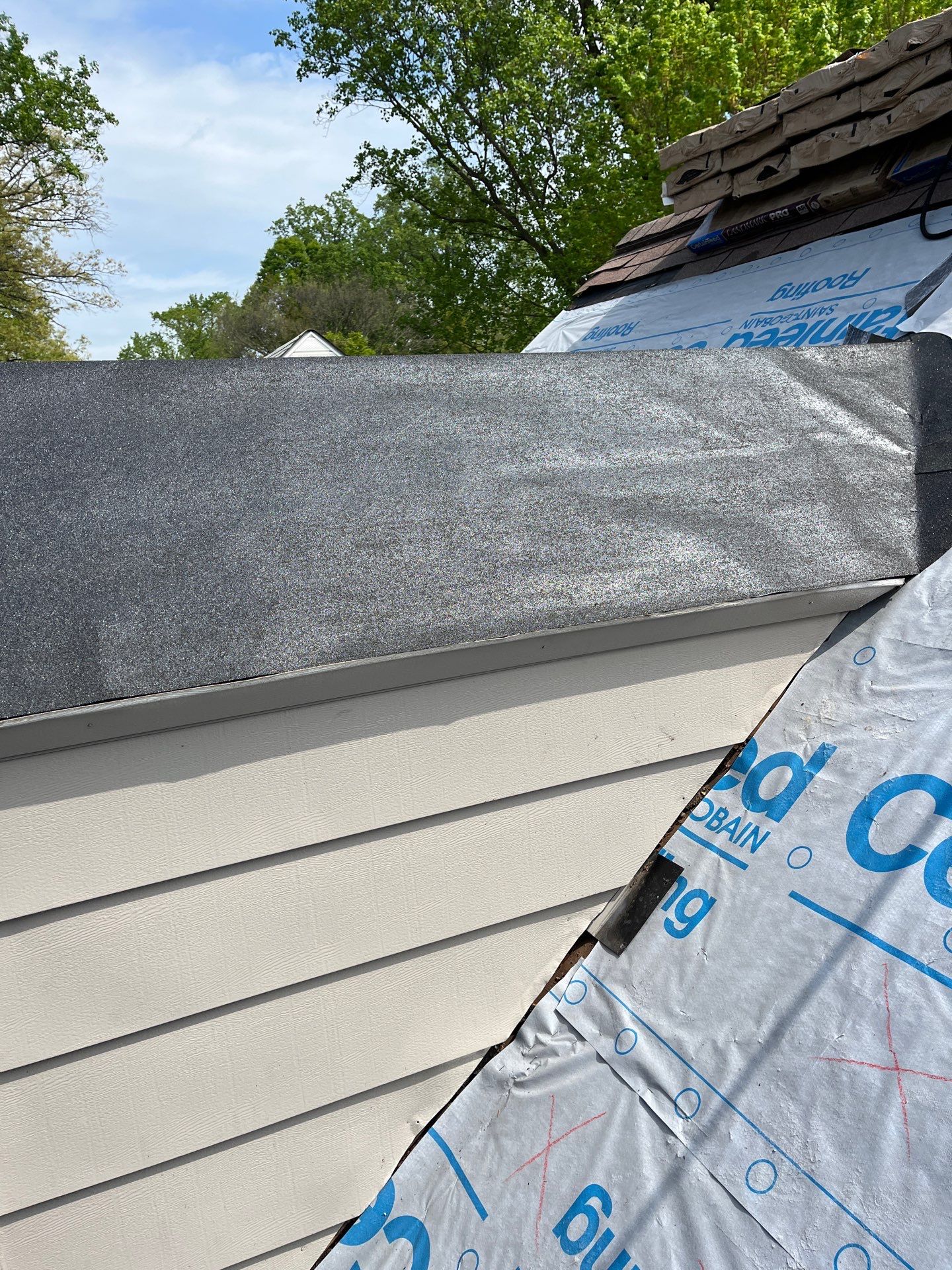 Falls Church: CertainTeed Landmark Pro Designer Shingles in Max Def Pewter by RM Banning, Inc.