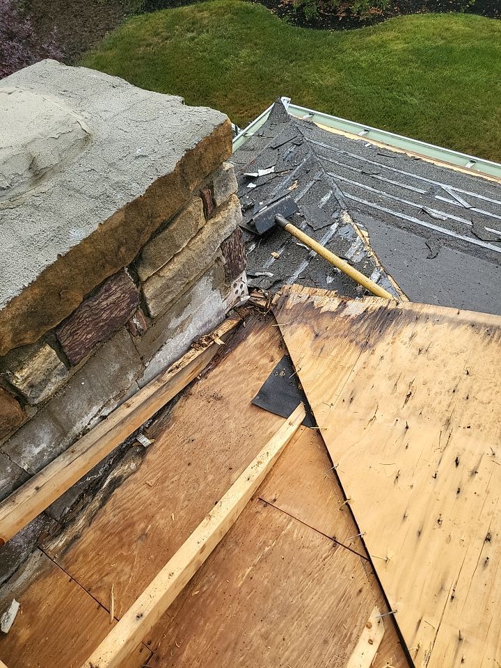 ATLAS PINNACLE HP W/SCOTCHGARD COLOR: WEATHERED WOOD by Eagle Eye Roofing