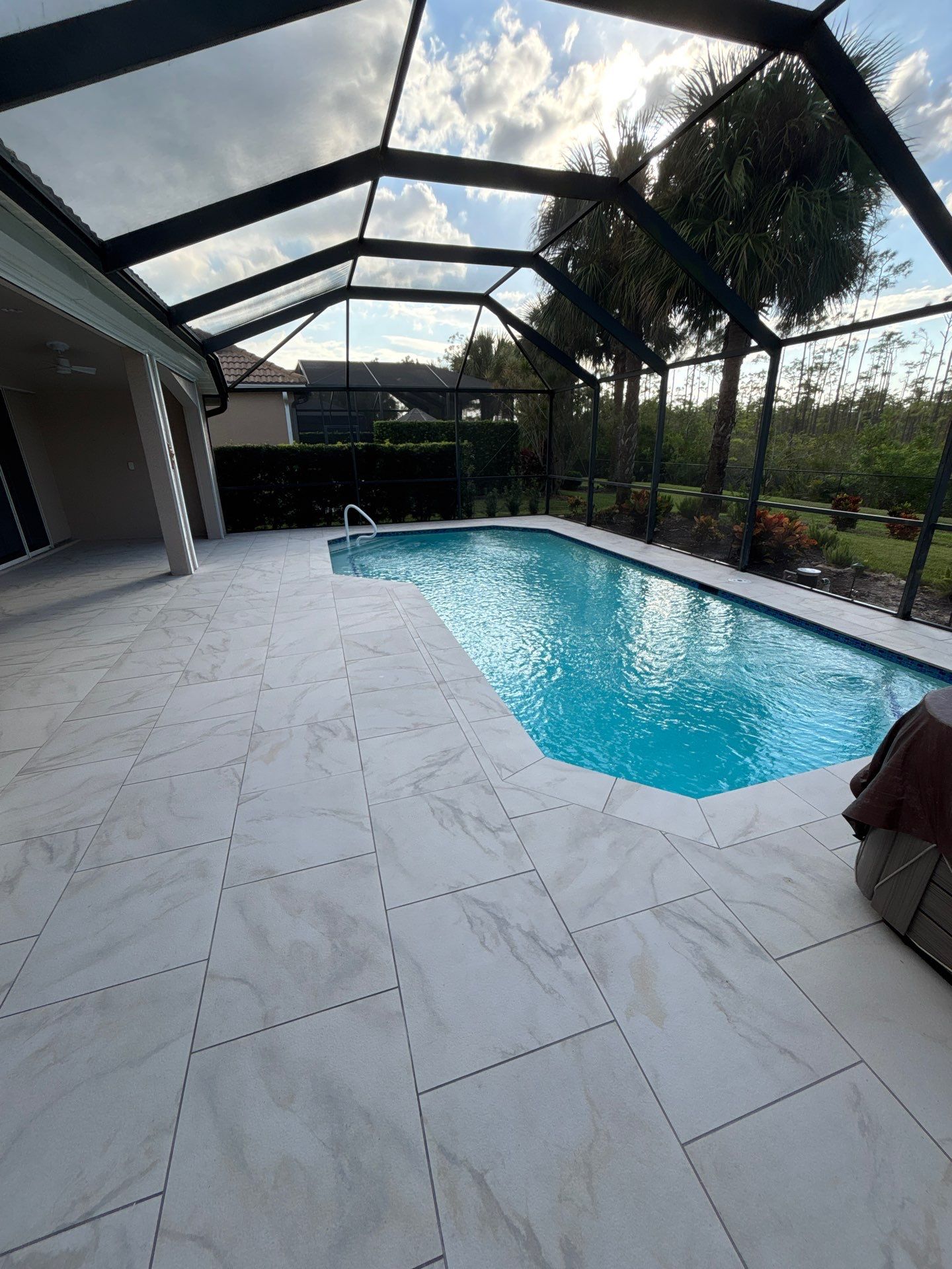 Porcelain Pool Deck - Colonial Country Club by Old Town Pavers Llc