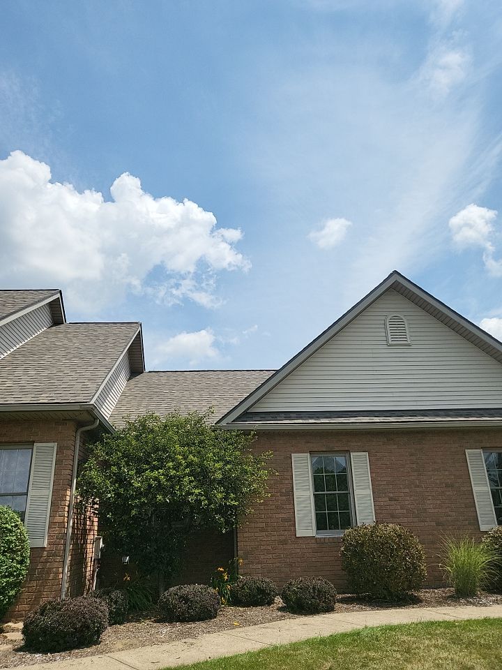 ATLAS PINNACLE COLOR: WEATHERED SHADOW by Eagle Eye Roofing