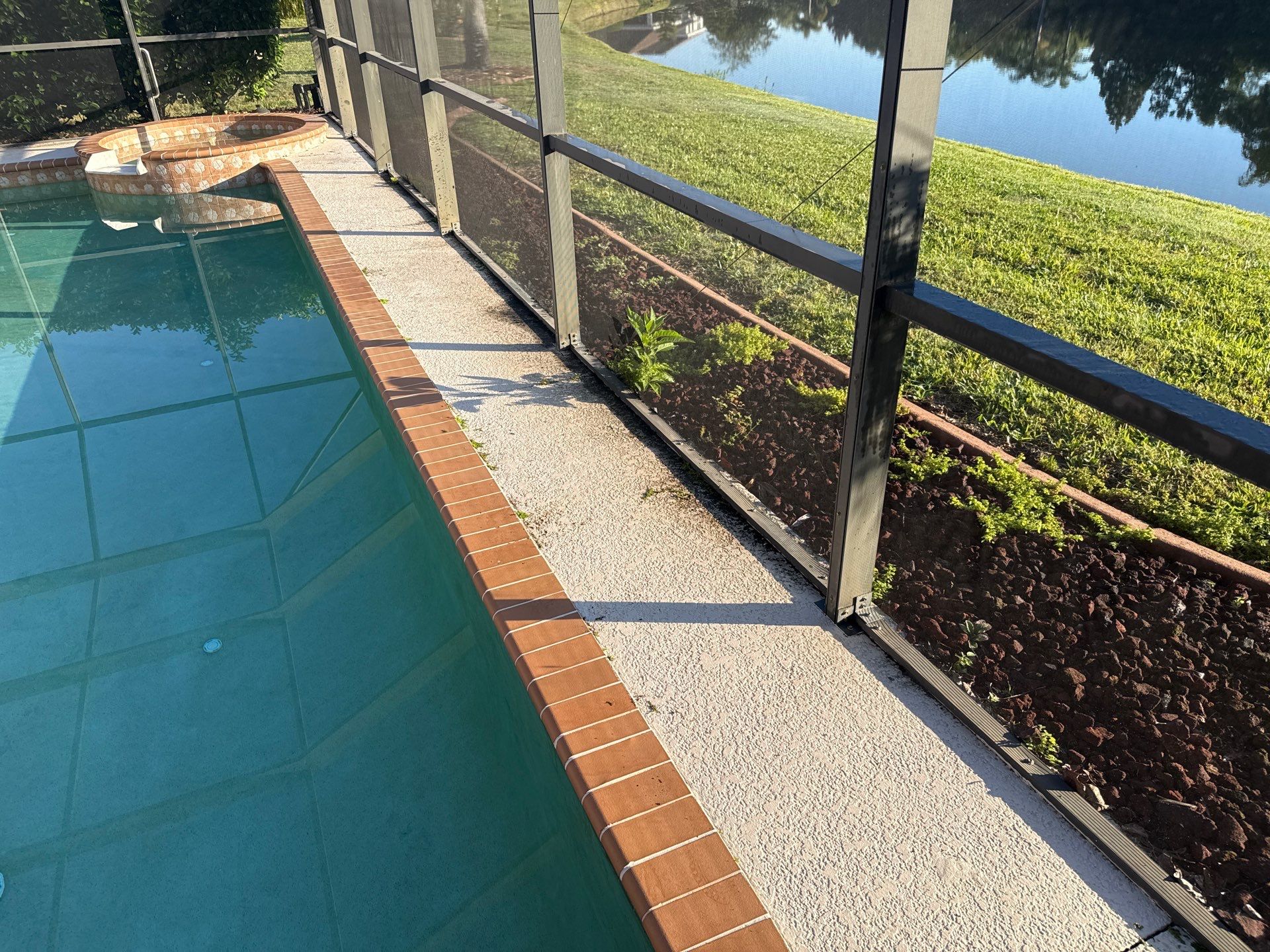 Driveway, Pool Deck & Lanai Cleaning – Heritage Harbour Golf Club, Bradenton, FL by Sunshine AquaWash