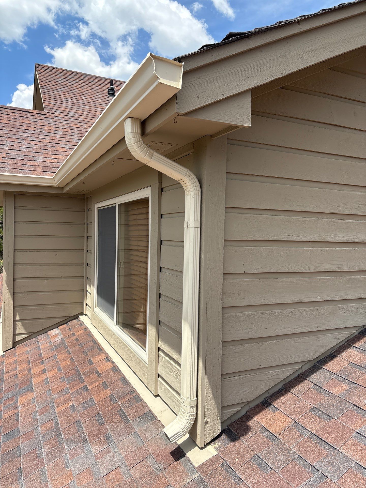 Malarkey Vista AR color antique brown by Golden Spike Roofing
