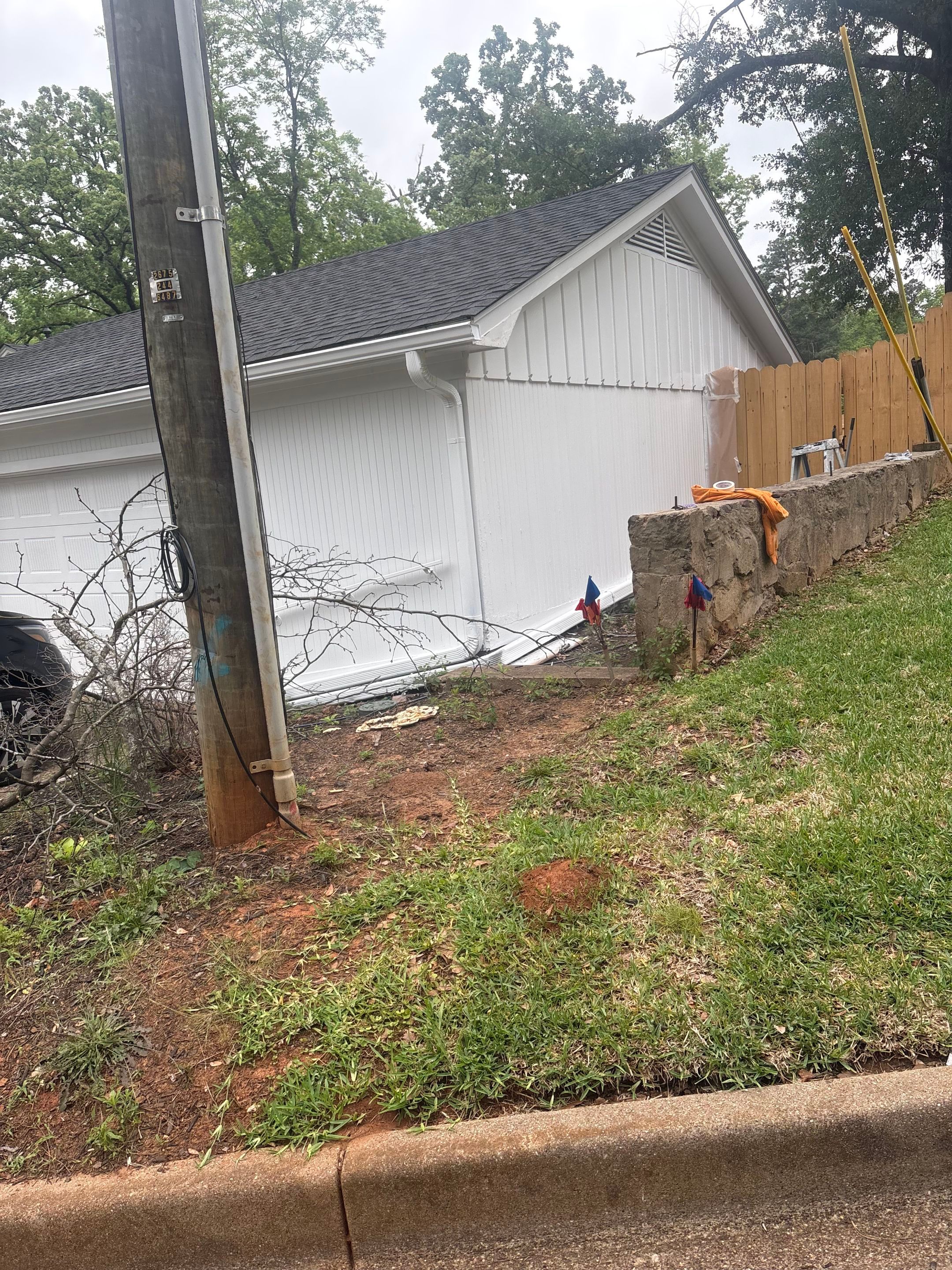 From Gray to Modern White: Exterior Repaint in Tyler, TX by Quality Coats Painting