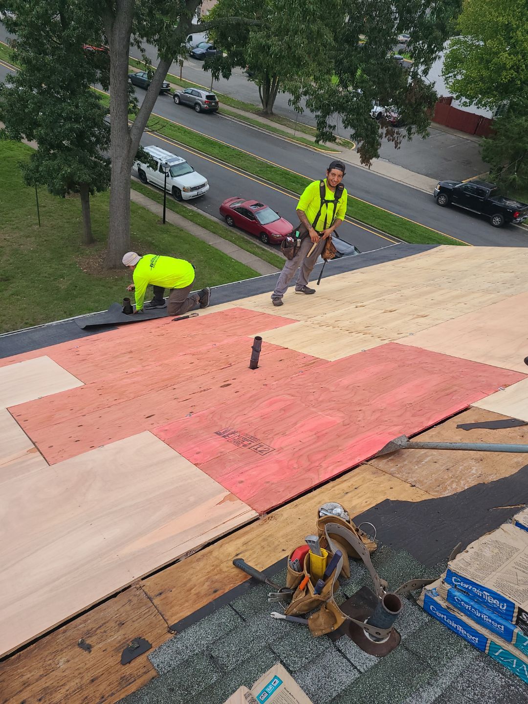 Woodbridge: Residential Roof Replacement with CertainTeed Landmark Shingles in Charcoal Black by RM Banning, Inc.