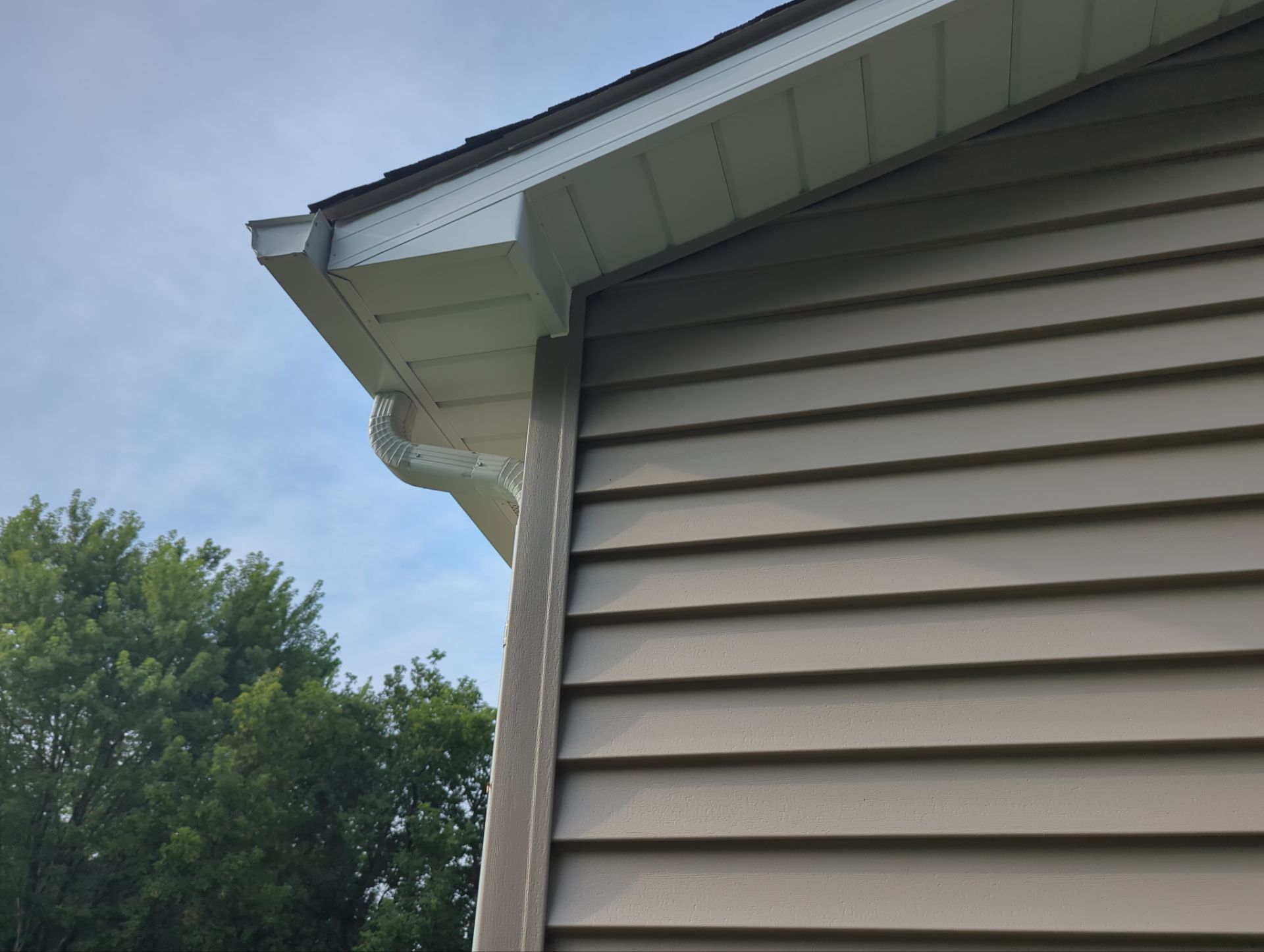 Exterior Makeover by Energy Plus Home Improvements