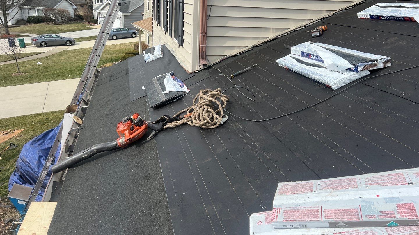 Timberline HDZ Charcoal by Pro Home Services Inc