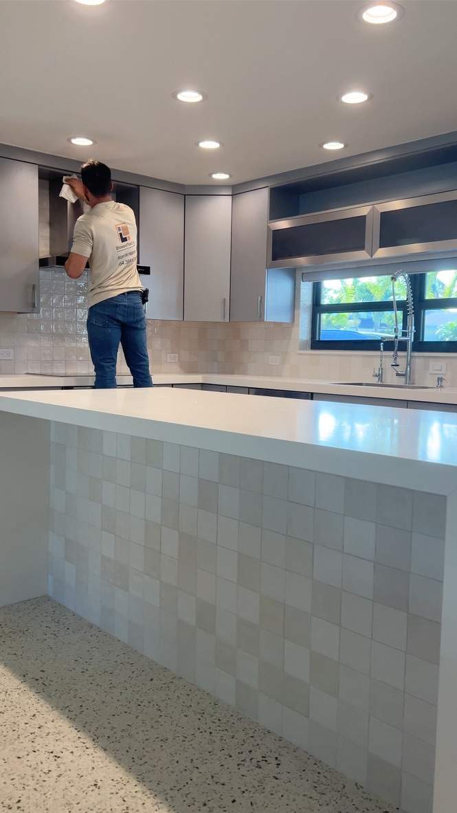 Backsplash in Lighthouse Point by Broward Tile Guys