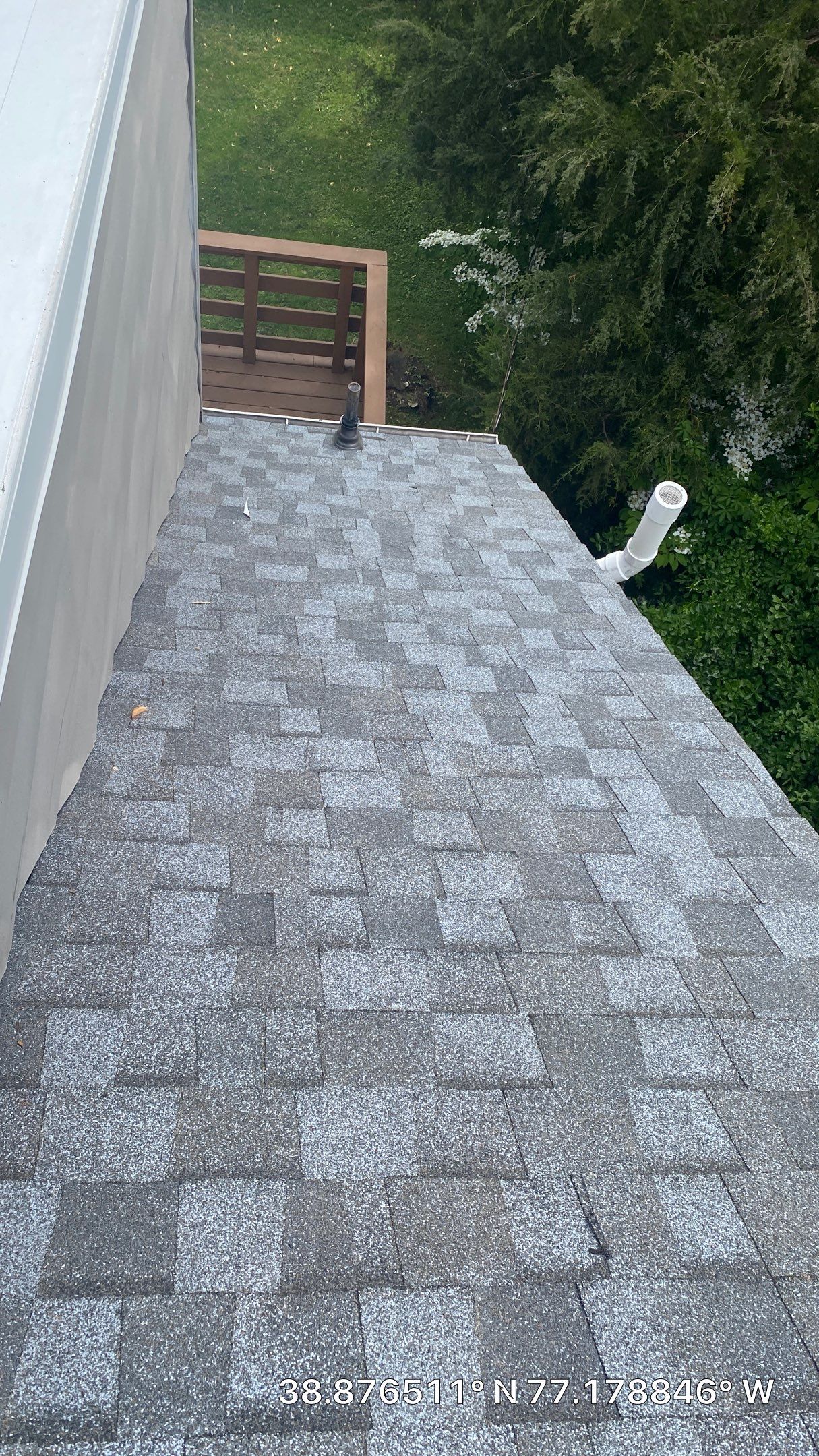 Falls Church: CertainTeed Landmark Pro Designer Shingles in Max Def Pewter by RM Banning, Inc.