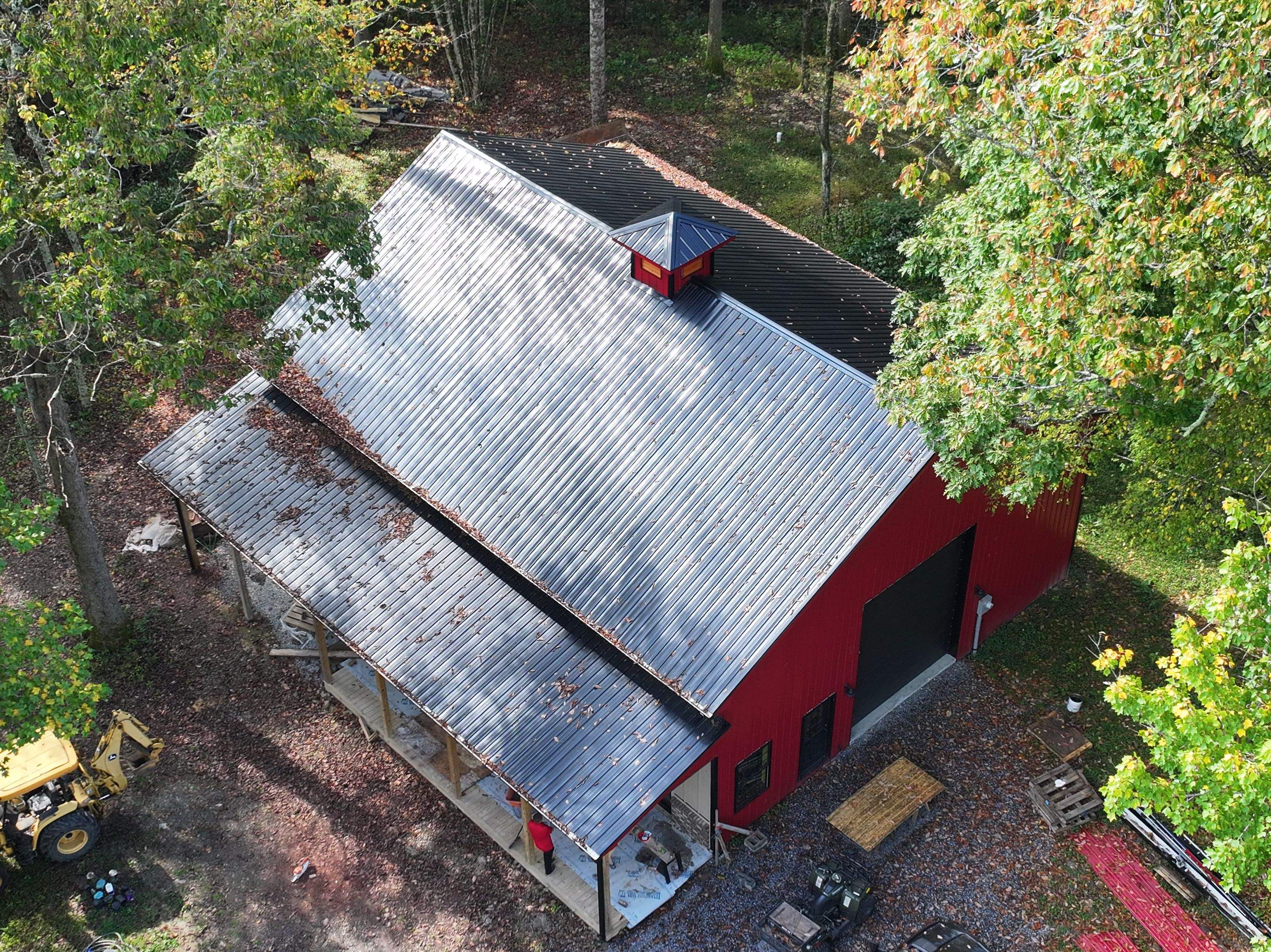 Brodour Barndominium by Omnia Roofing