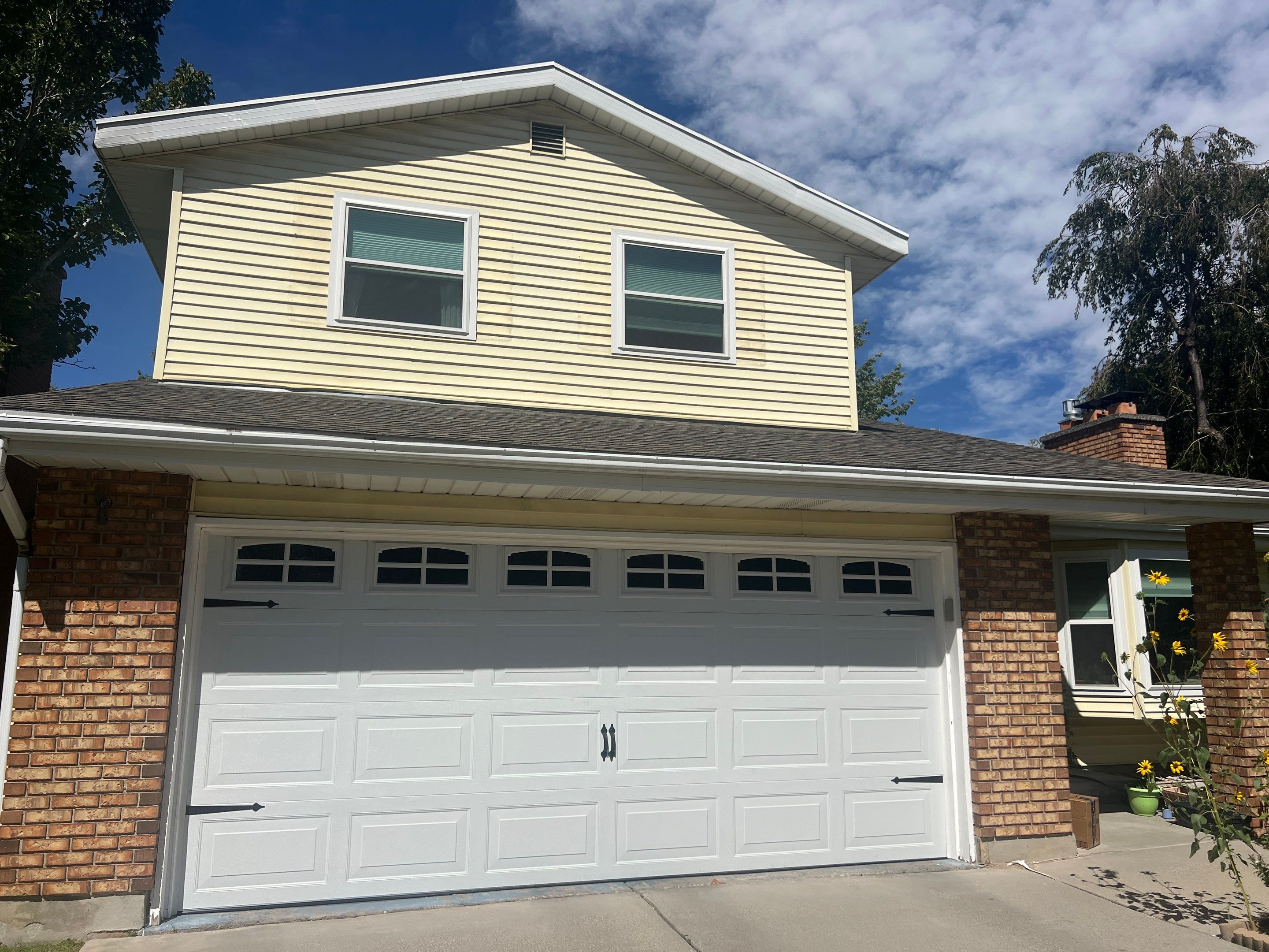 Salt Lake City | James Hardie Lap Siding | Pearl Gray by Ideal Siding Utah