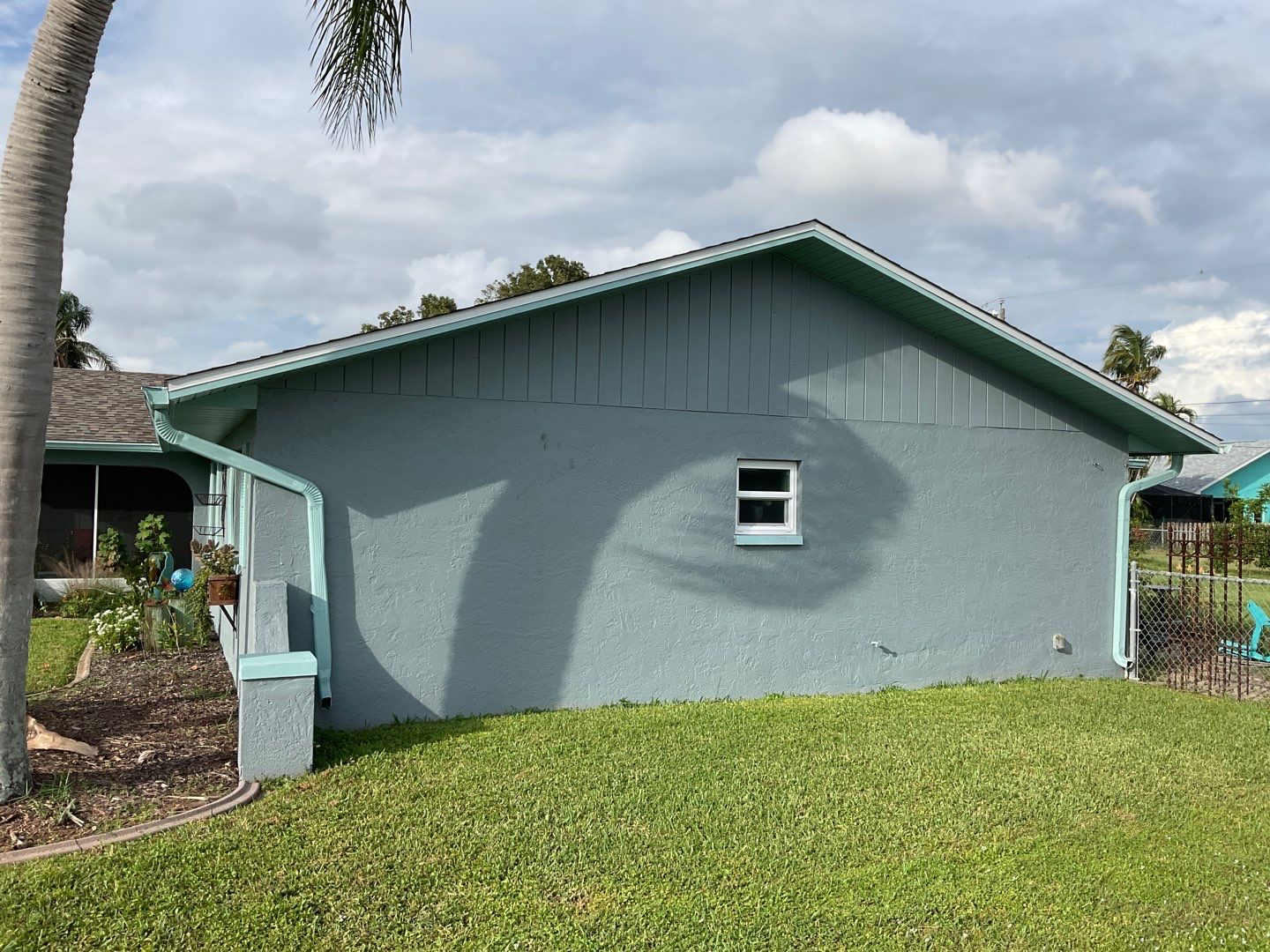 Soffit and Fascia Installation using White Vinyl Soffit in Cape Coral FL by Gutter Professors