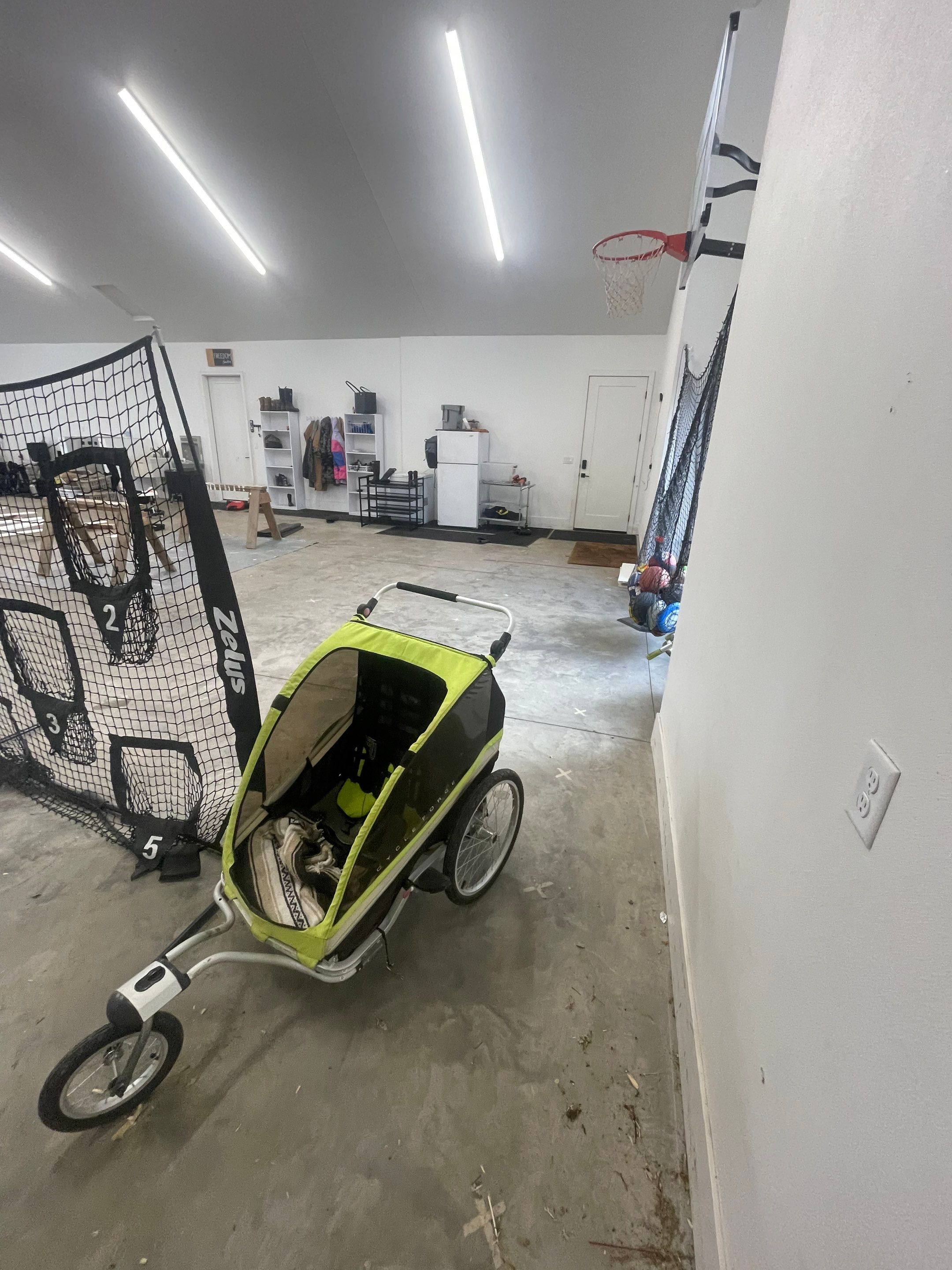 Epoxy Flake Garage Floor and Stair Coating in Sioux Falls by Select Painting, Coatings & Garage Cabinets