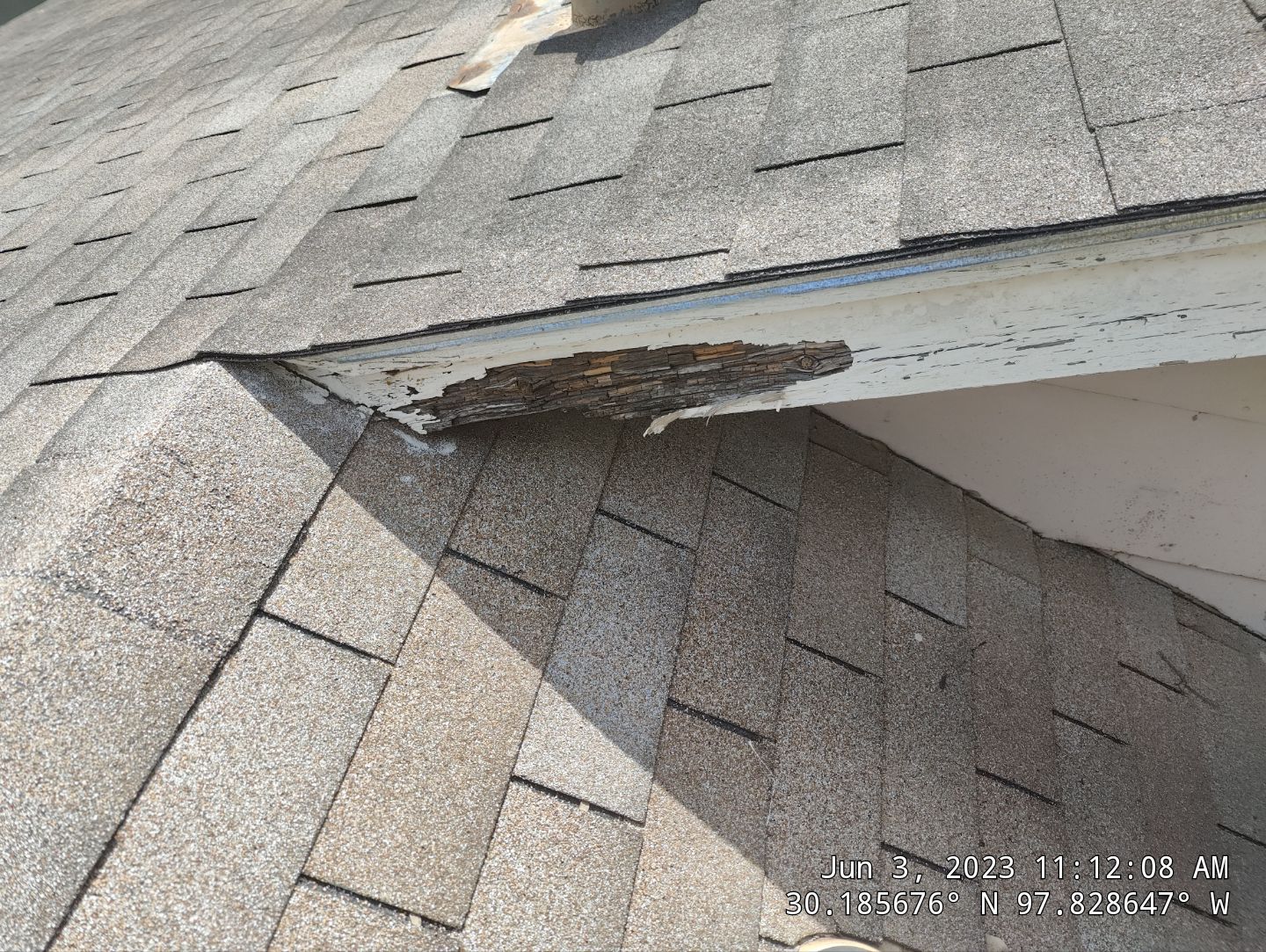 Residential Roofing Installation using Owens Corning Oakridge Estate Grey by DeZign Roofing & Exteriors
