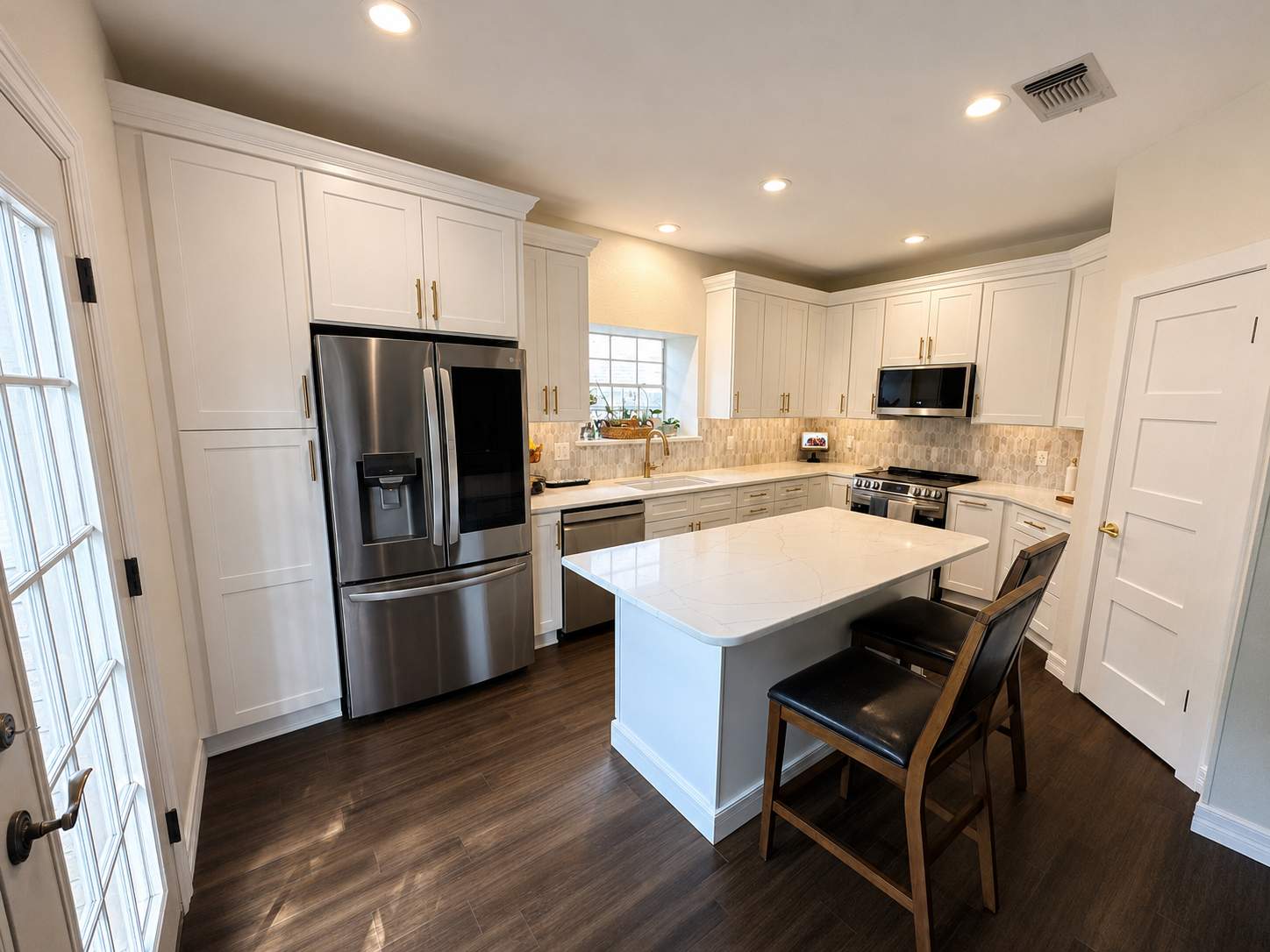 Churchill Estates Kitchen Remodel | Bright White Kitchen in San Antonio by Legacy Bath and Kitchen 