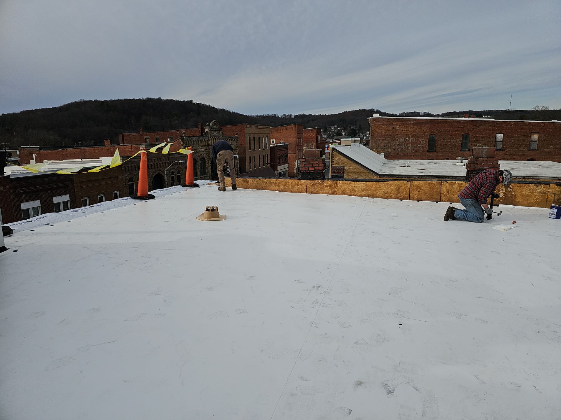 Western Auto  by 768 ROOF, LLC.