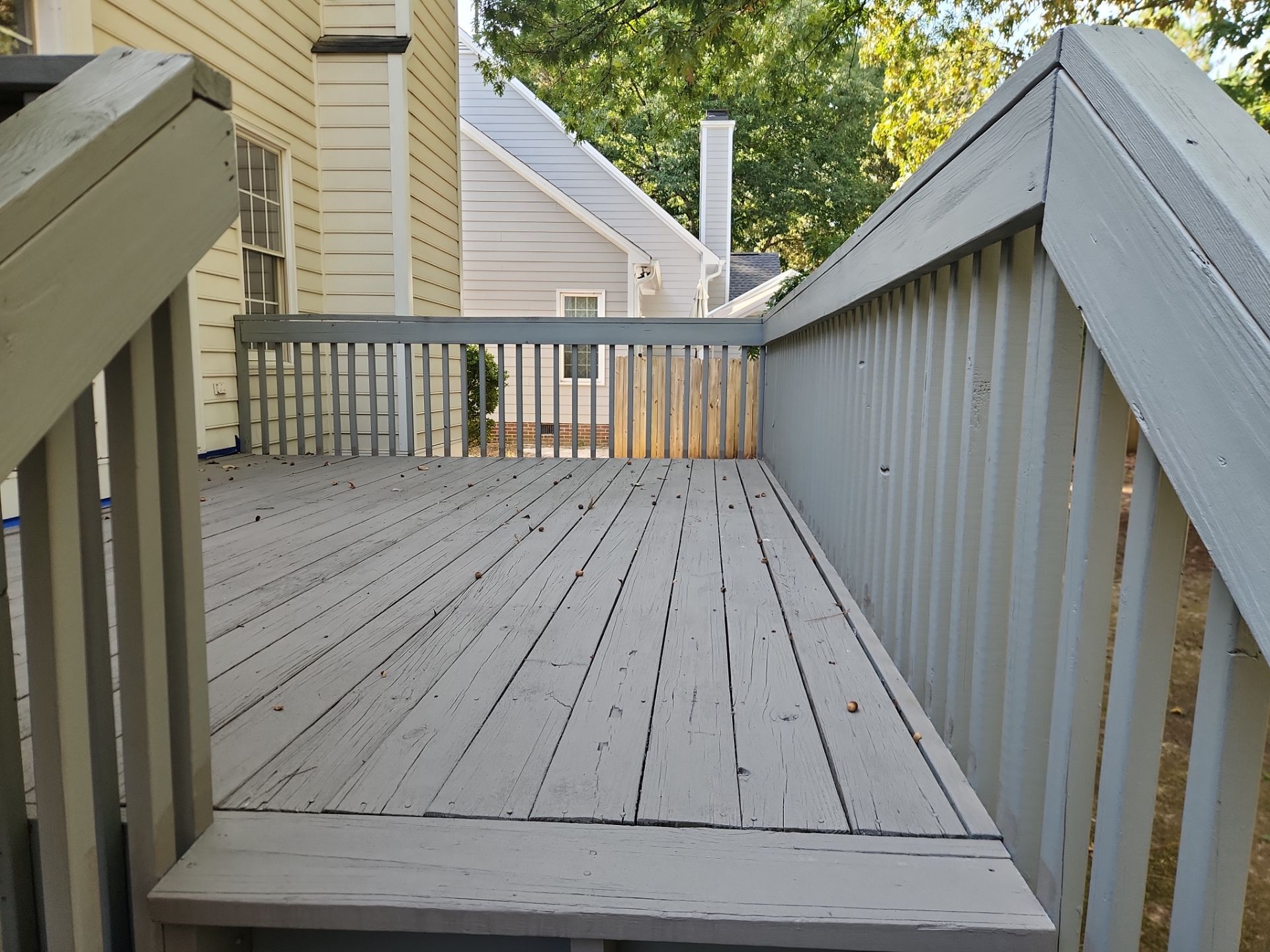 Wood Deck using Wood Stain by DuraSeal