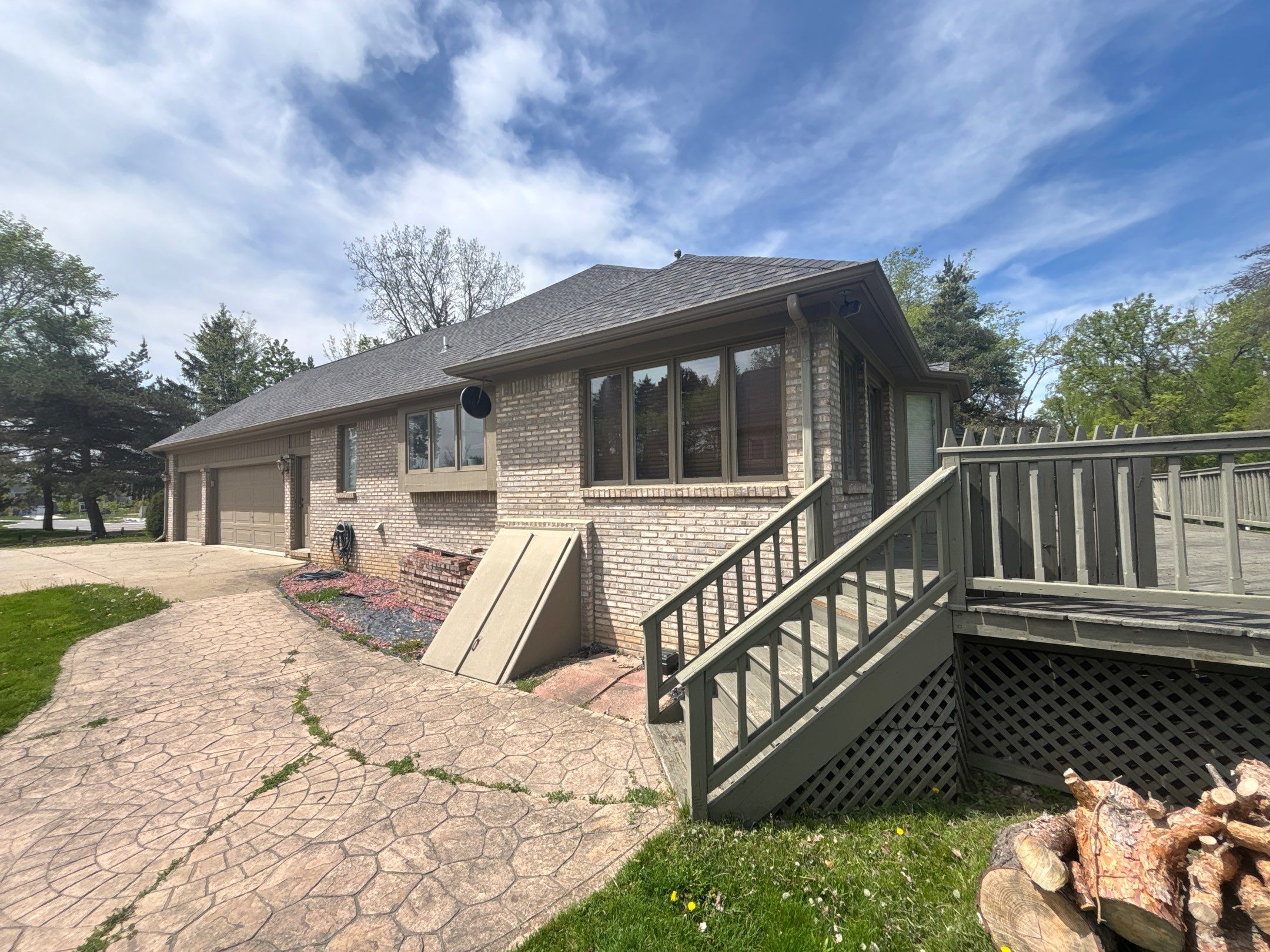 Siding Replacement using Alside Charter Oak D4.5" Laguna Blue by 180 Contractors