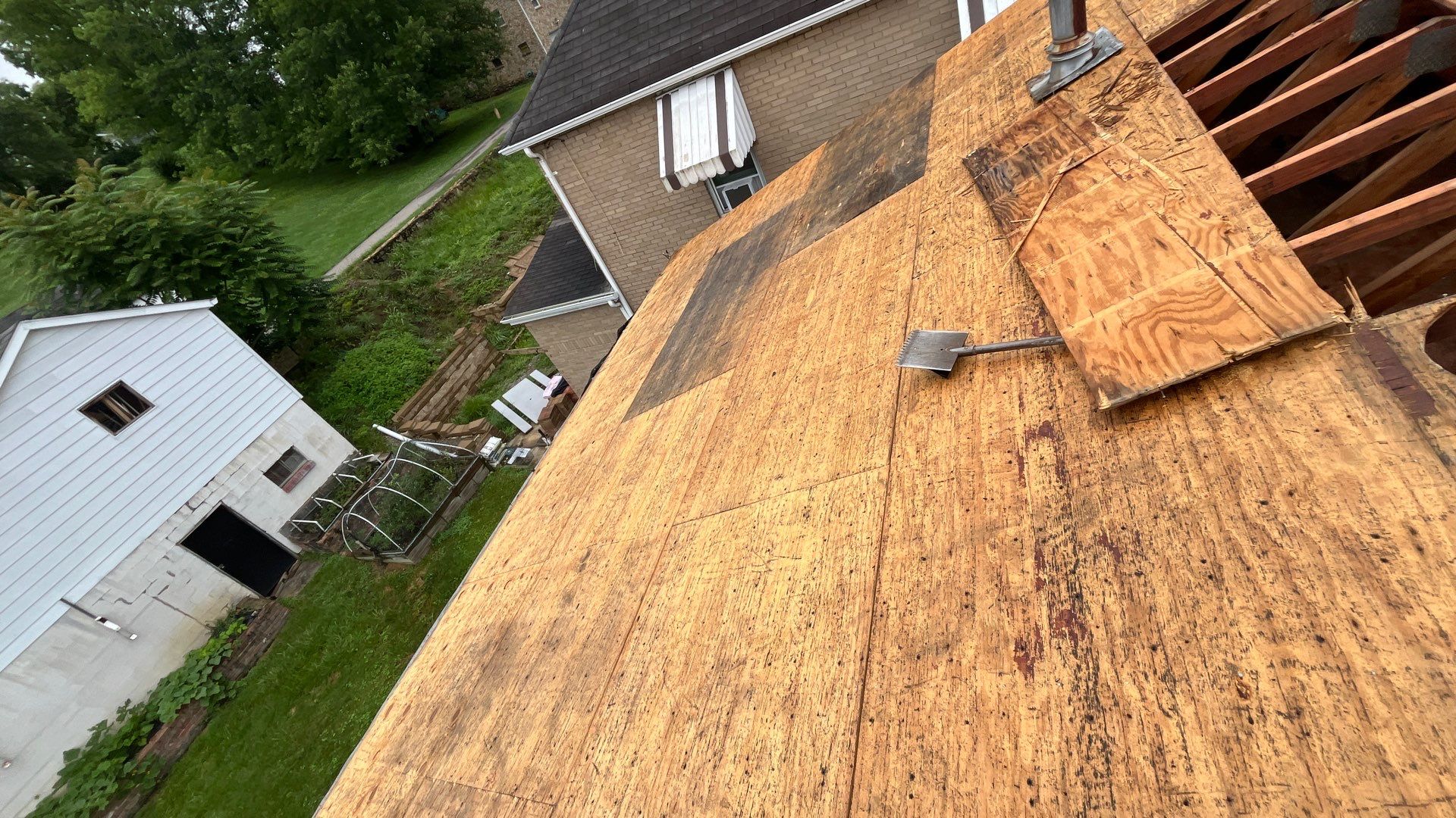 Residential Roofing Installation using GAF Timberline HDZ Oyster Grey by Rainstoppers Roofing