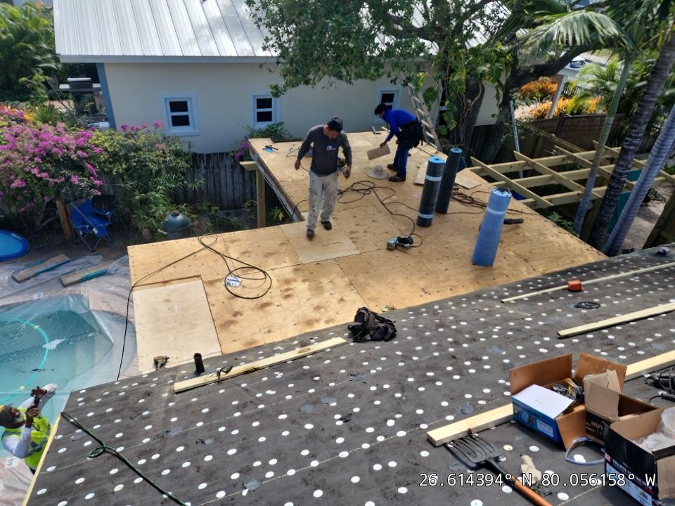 Shingle Roof Replacement in Lake Worth – Professional, Reliable, and Customer-Focused Service by Aastro Roofing