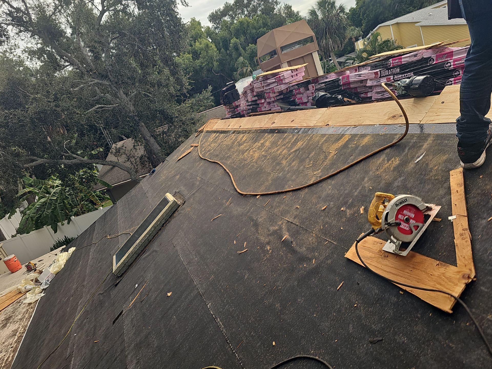 Project in Seminole 33772 by Mitchell Roofing Company LLC 