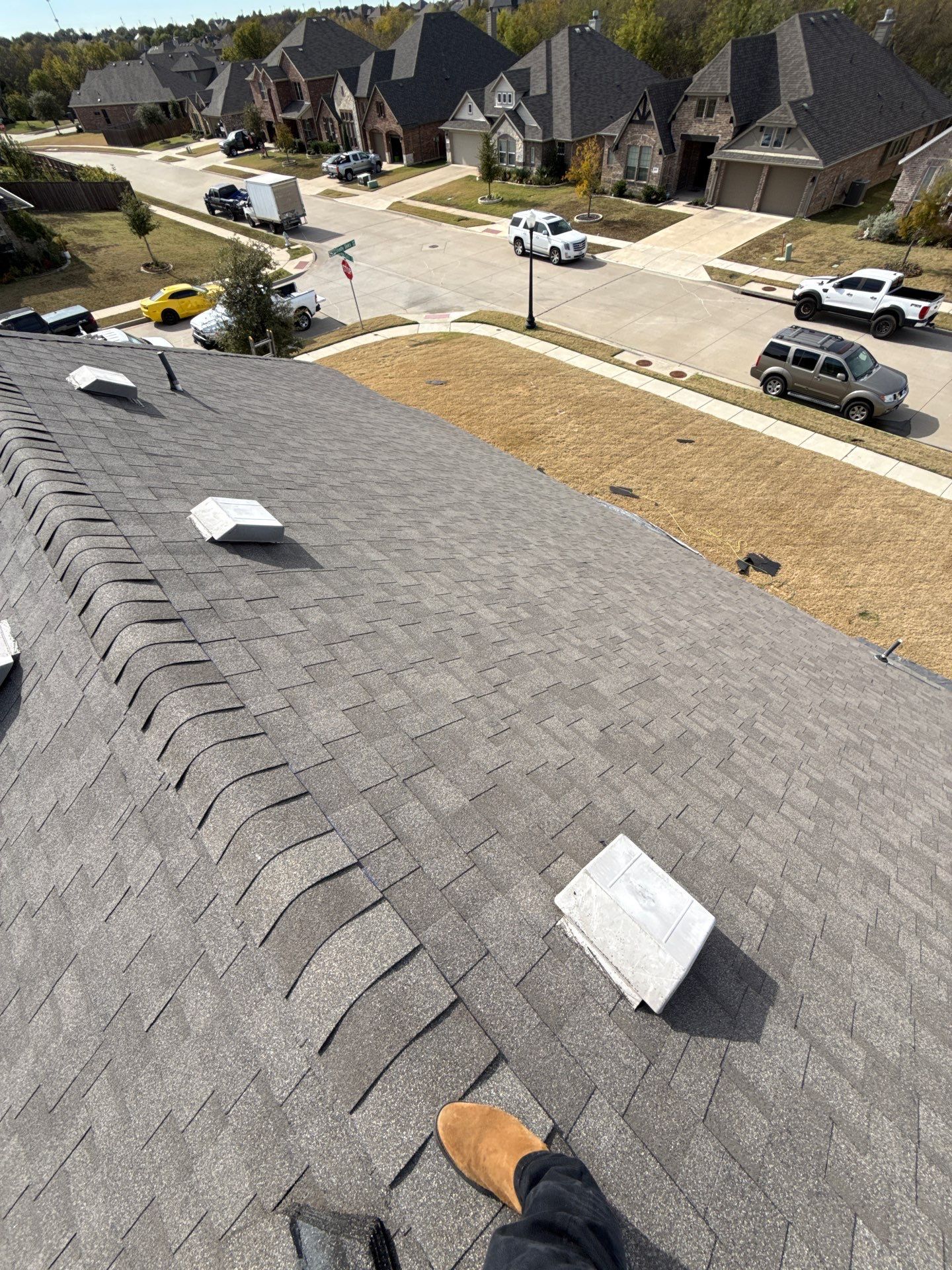 GAF Timberline HDZ - Weathered Wood by Top Sun Roofing