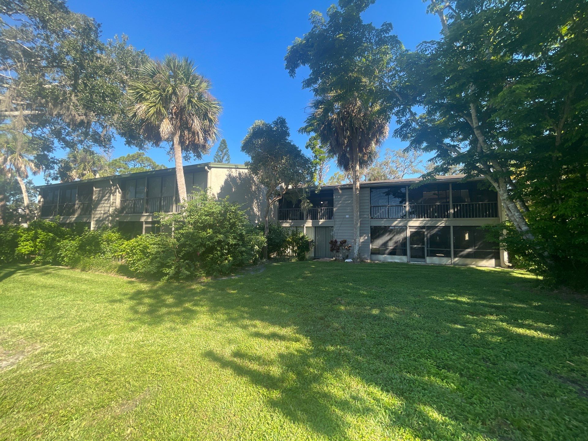 Clean Gutters and Roof in Sarasota FL by Gutter Professors