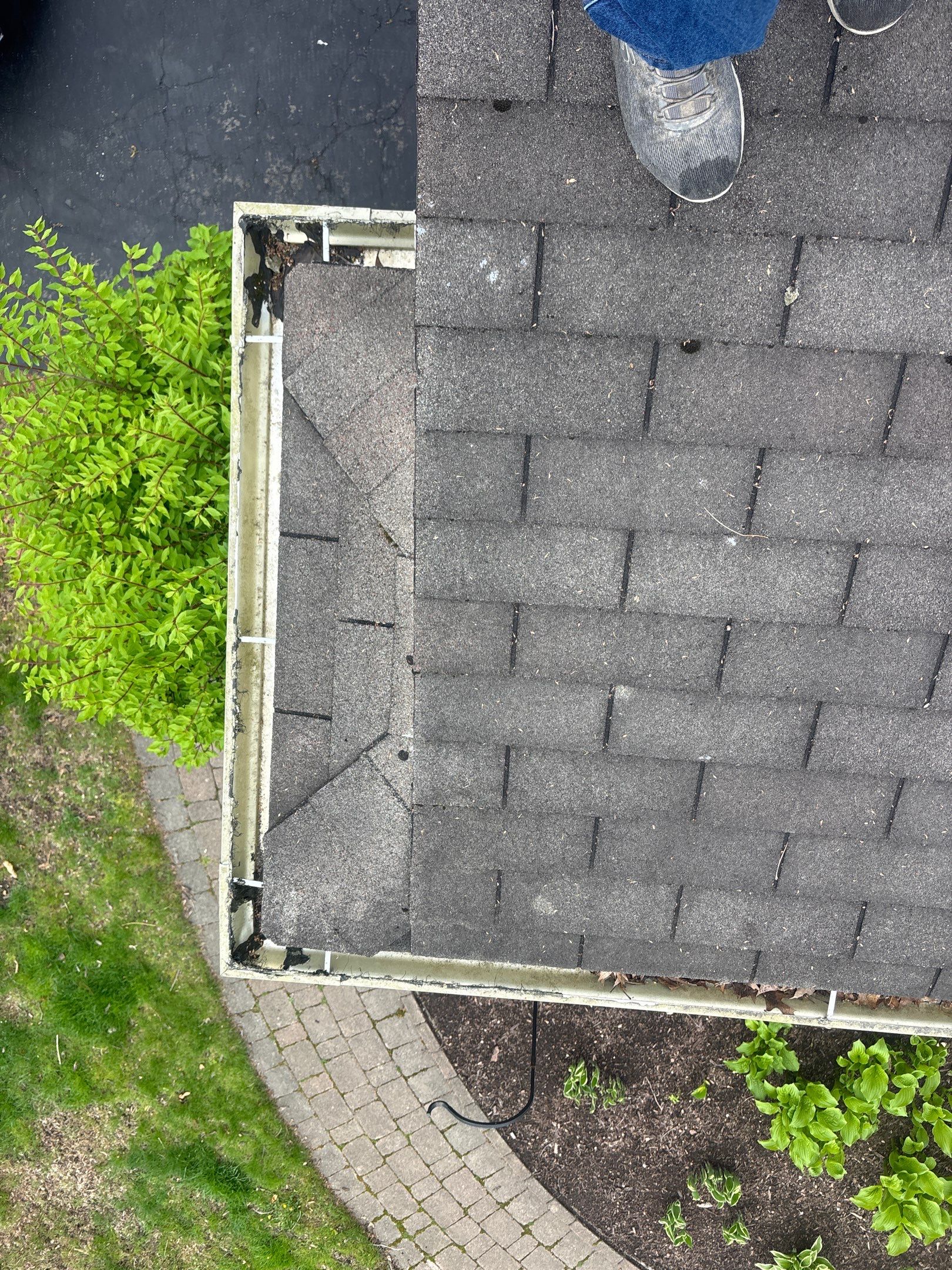 Roof Replacement using Owens Corning Teak by 180 Contractors
