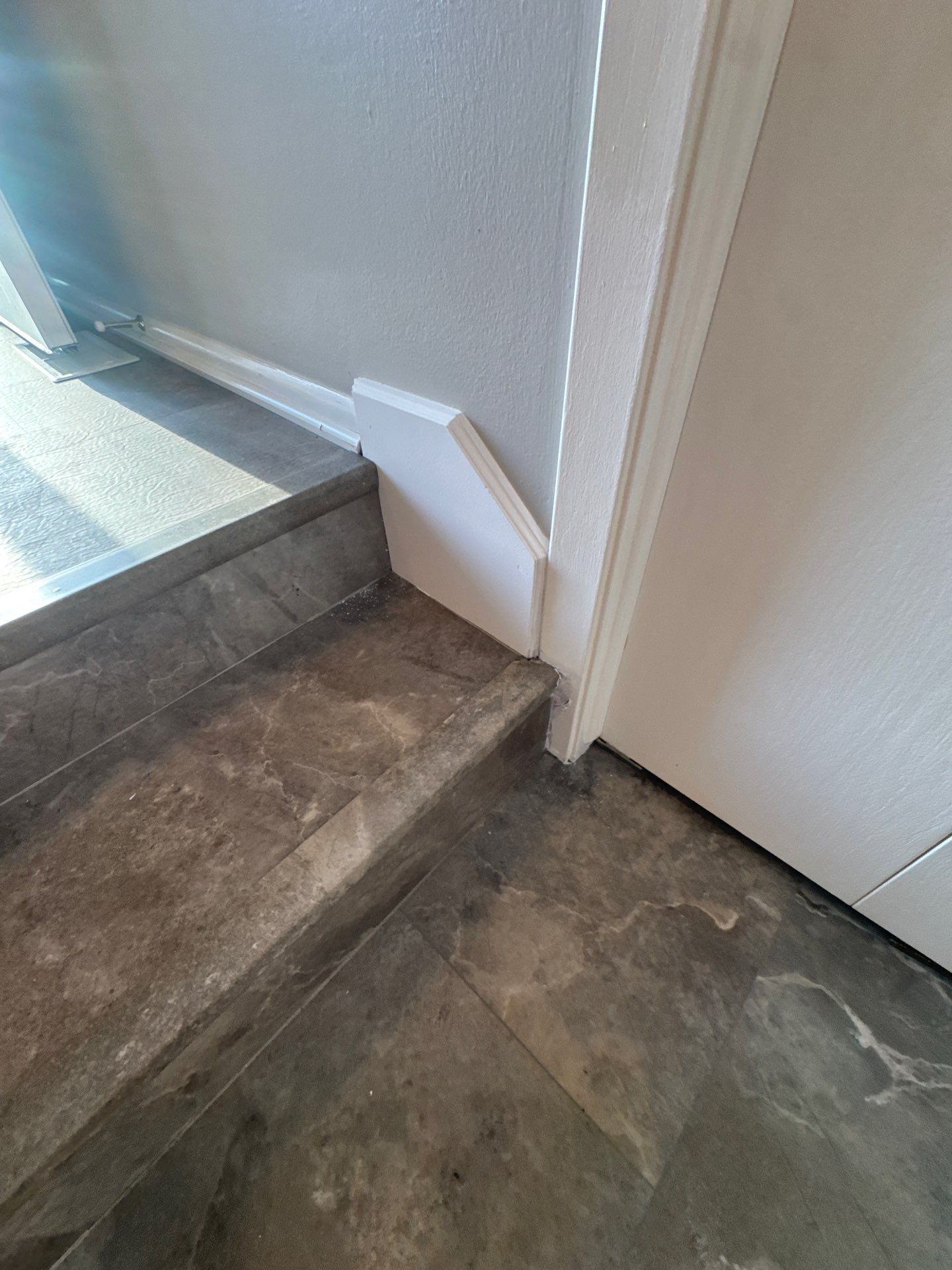 Condo Repaint Walls in Urbandale by Midwest Paint LLC