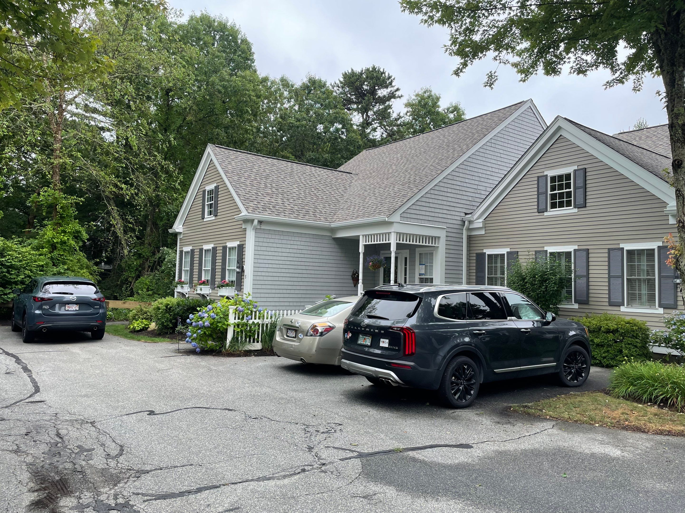 6" K-Style Aluminum Gutters Installed in Bourne, MA by Gutter Pro Enterprises