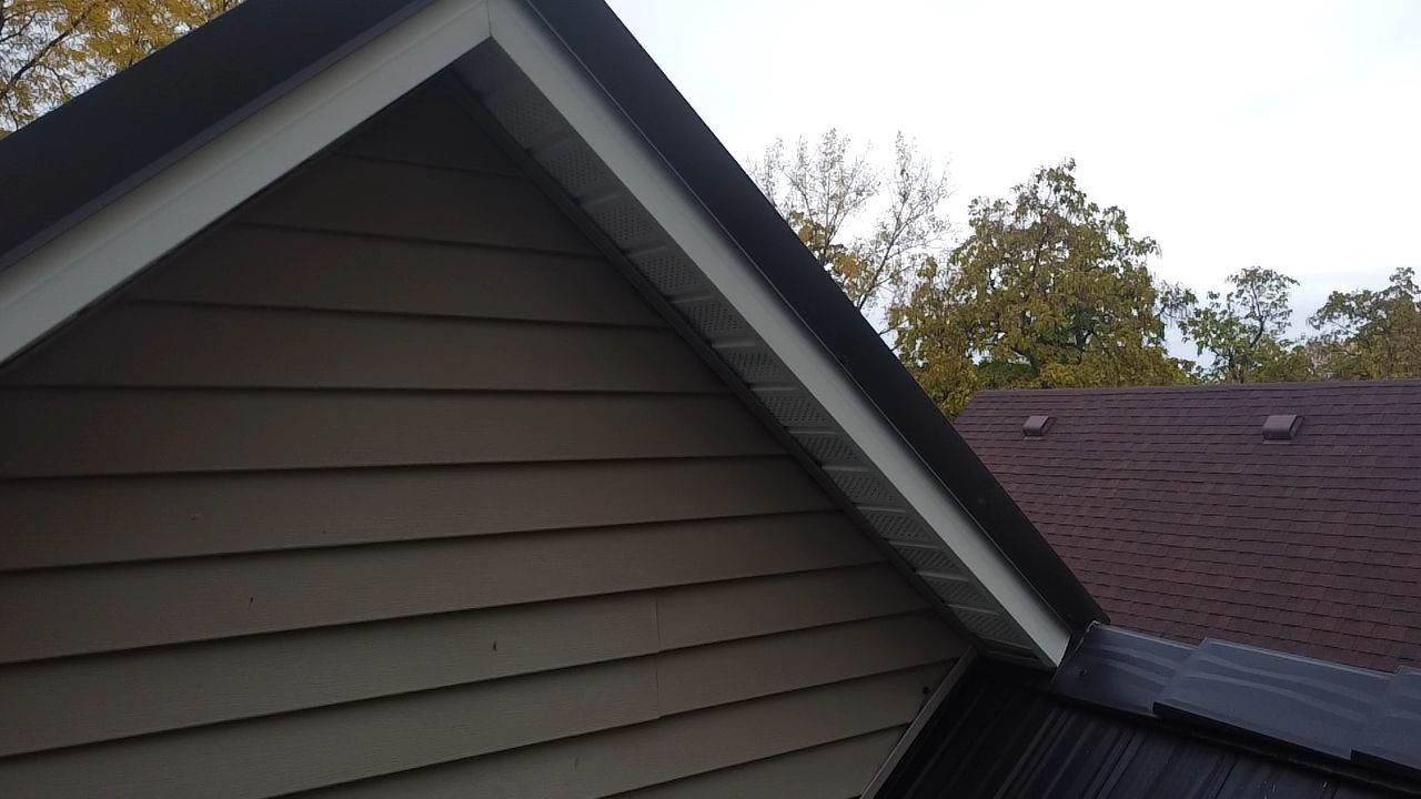Full Tear-Off Metal Shake Roof Installation – Fort Wayne, IN by 4Ever Metal Roofing