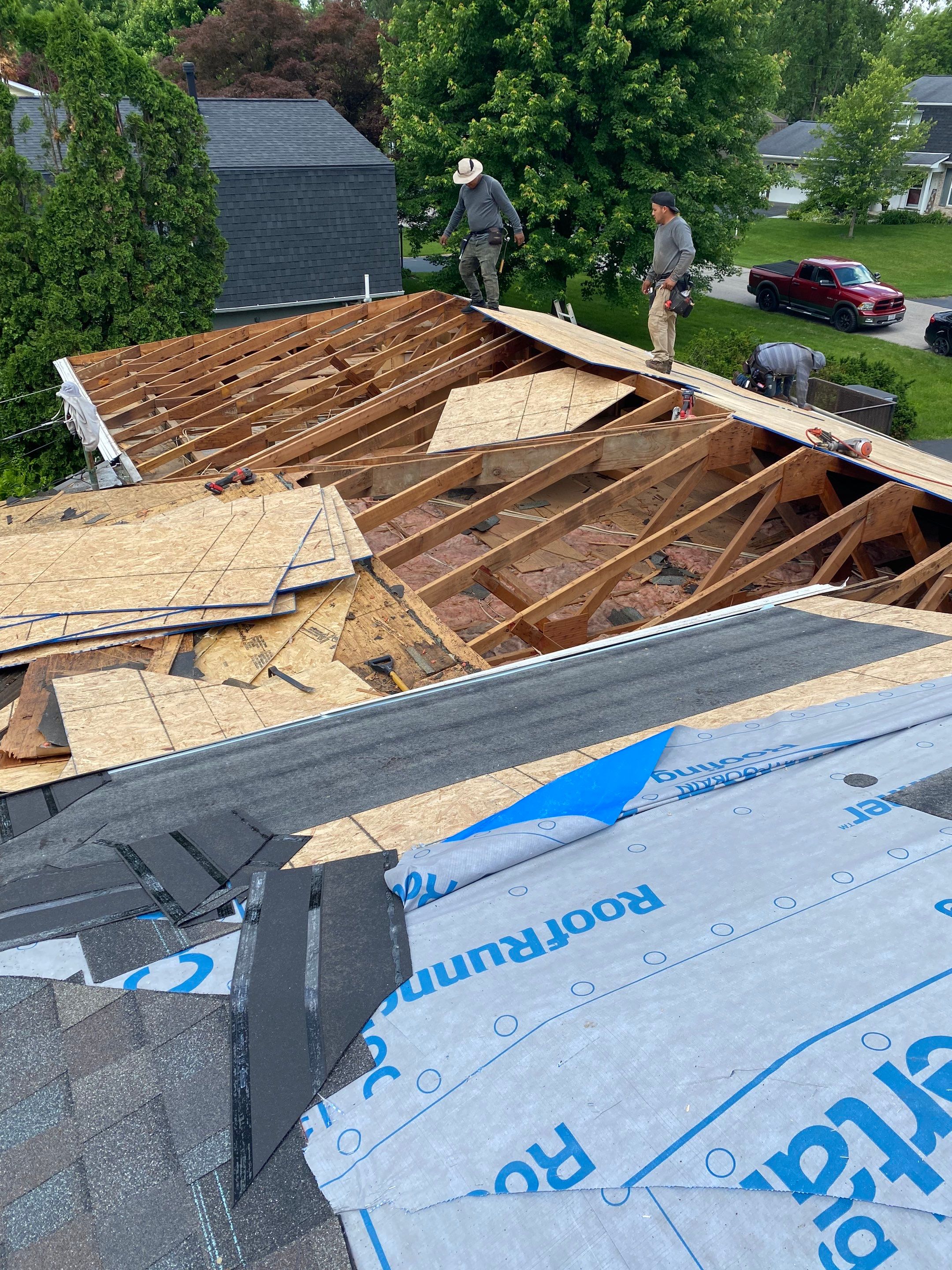 New Roof Installation using new OSB sheathing Certainteed Landmark Shingles by Best Roofing & Siding Company