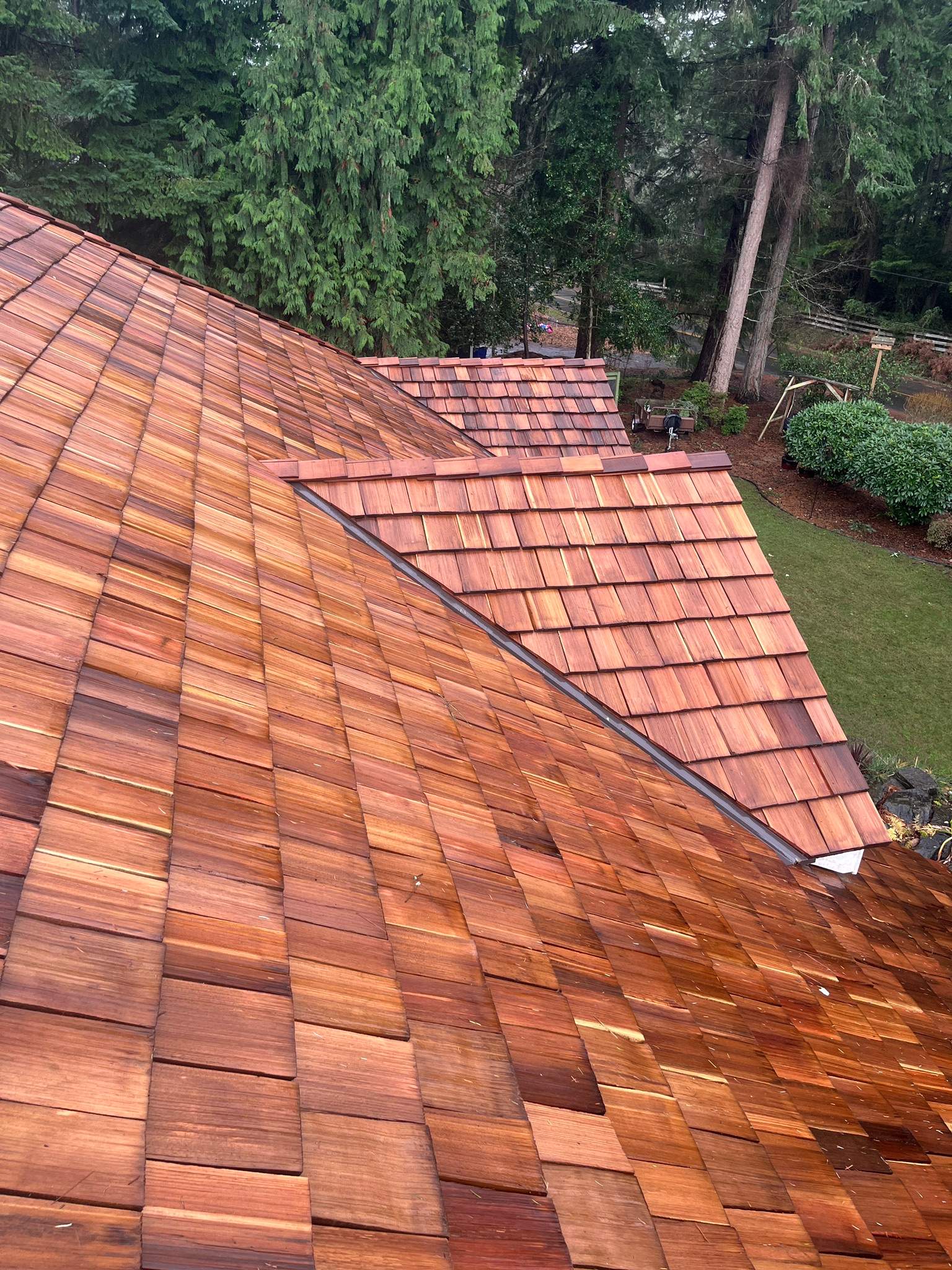 Cedar Shake Roof Replacement in Poulsbo, WA by Hanley Construction
