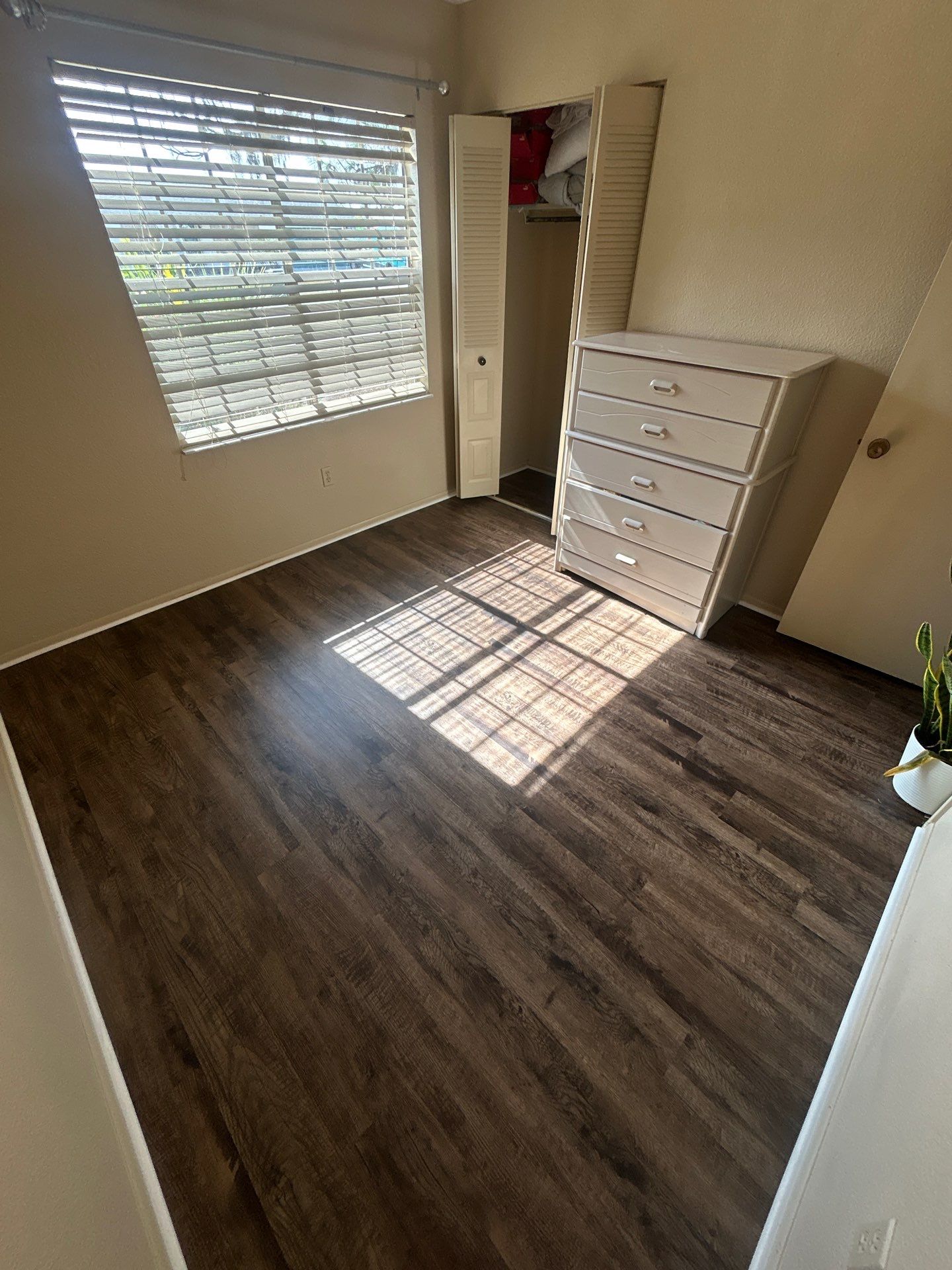 Flooring Installation by Vrmmm Flooring