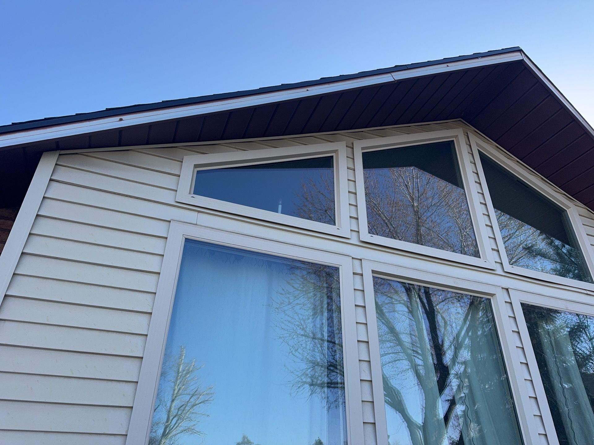 Orem | Premium Vinyl Upgrade & Hardie Accents | Musket Brown & Arctic White by Ideal Siding Utah