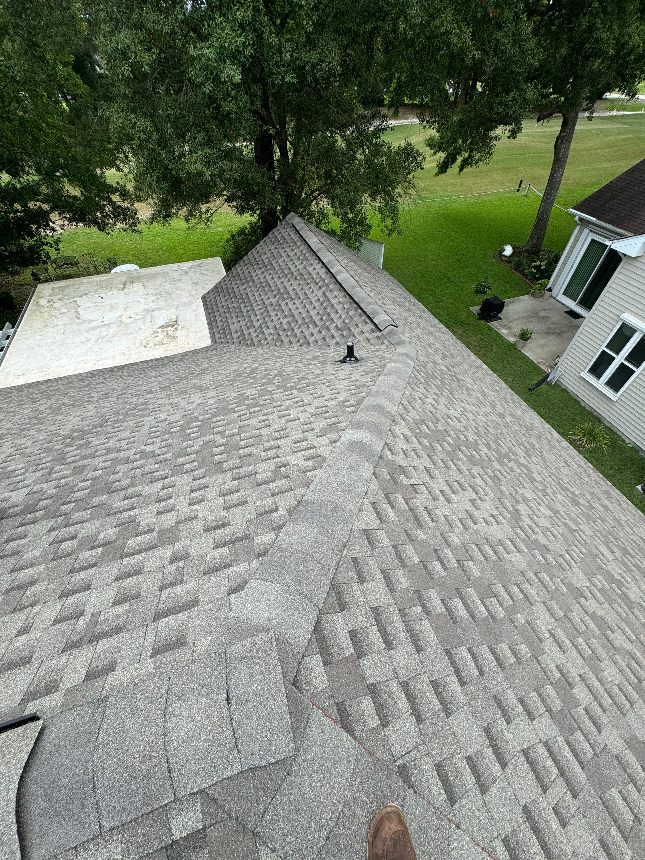 GAF HDZ - Weathered Wood by Linta Roofing Inc