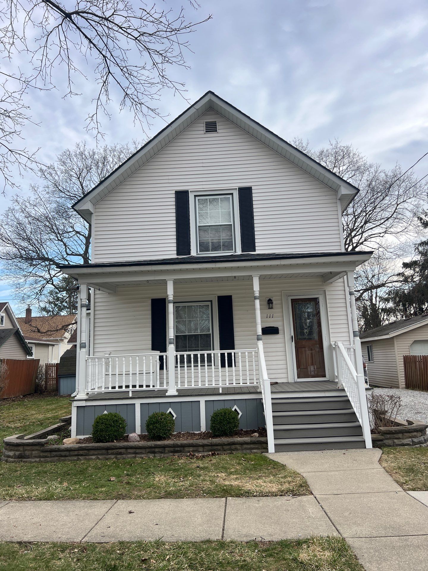 Grand Ledge Home - Complete Roof and Gutters by Acme Exteriors