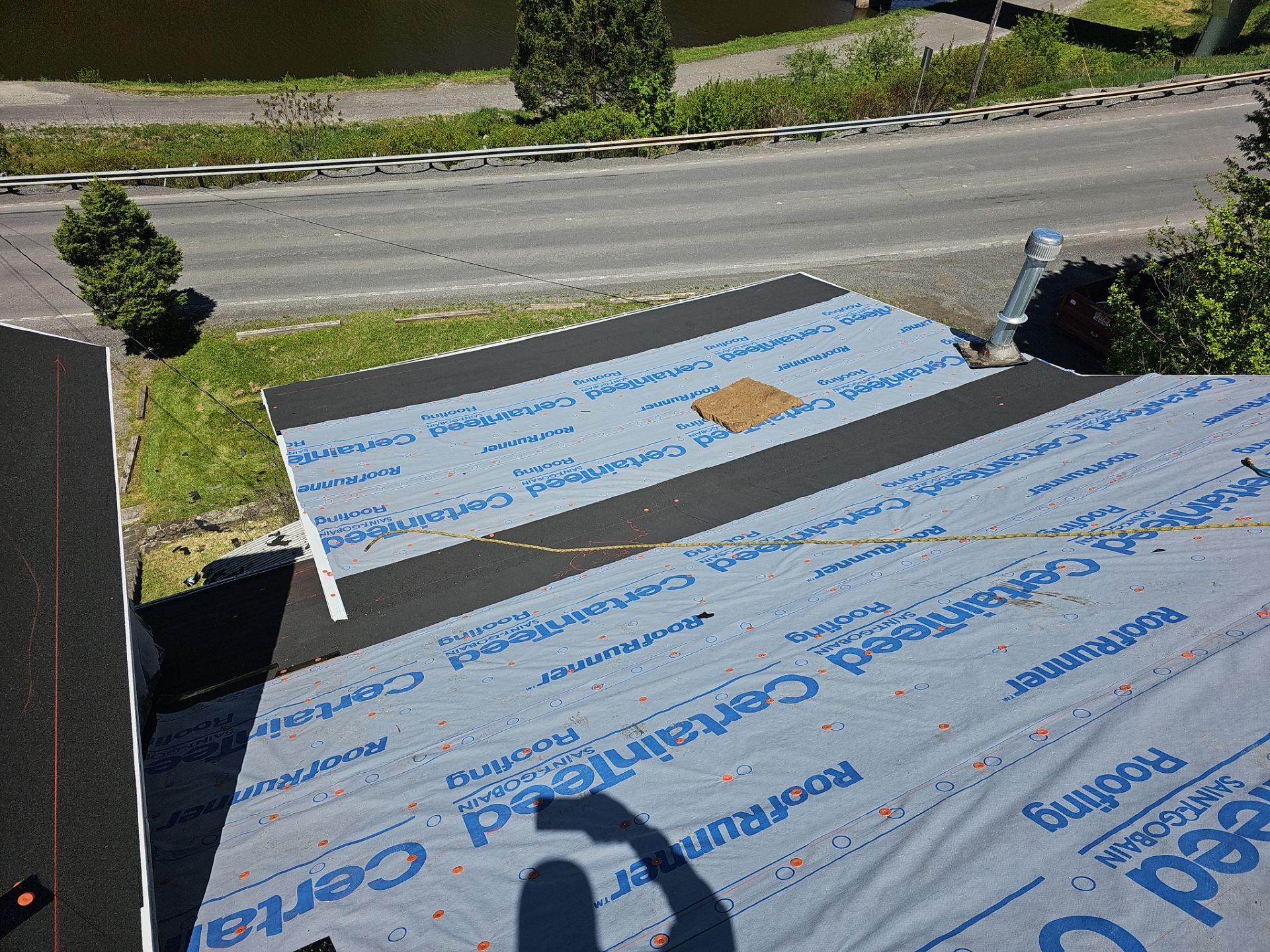 Roof Replacement Landmark PRO Charcoal Black by Winchester Roofing