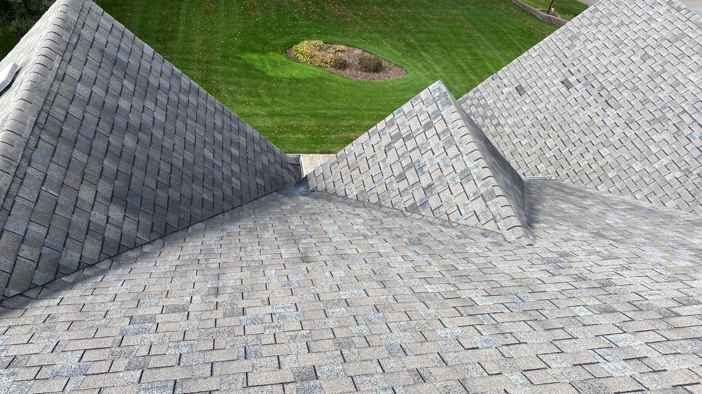 New Roof Installation - Private Residence  by Bloomfield Construction & Restoration