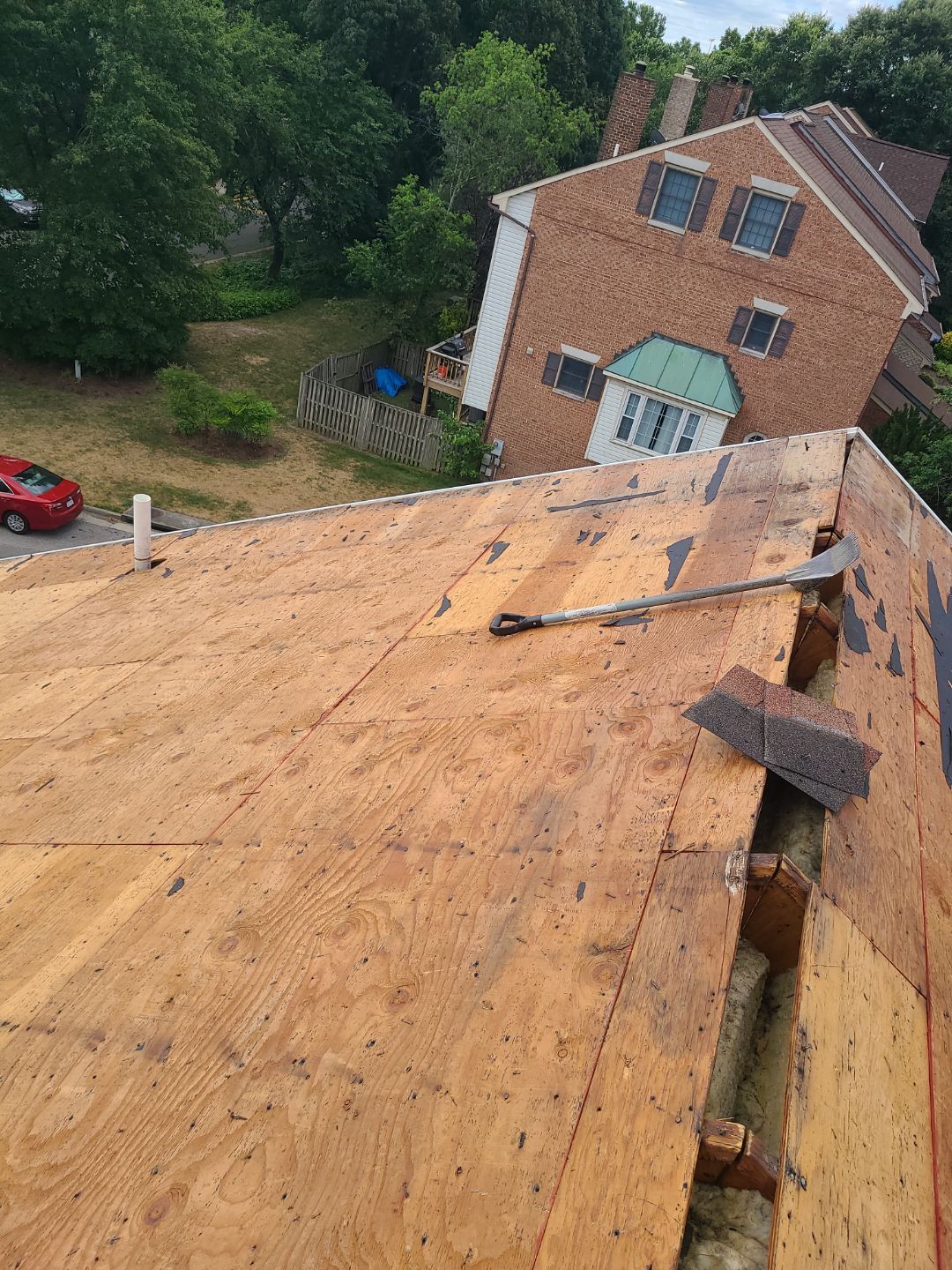 Alexandria: Roof Replacement with CertainTeed Landmark Pro in Max Def Burnt Sienna by RM Banning, Inc.