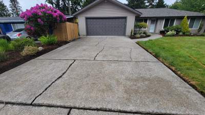 Classic Simplicity Driveway in Monticello Vuba Stone