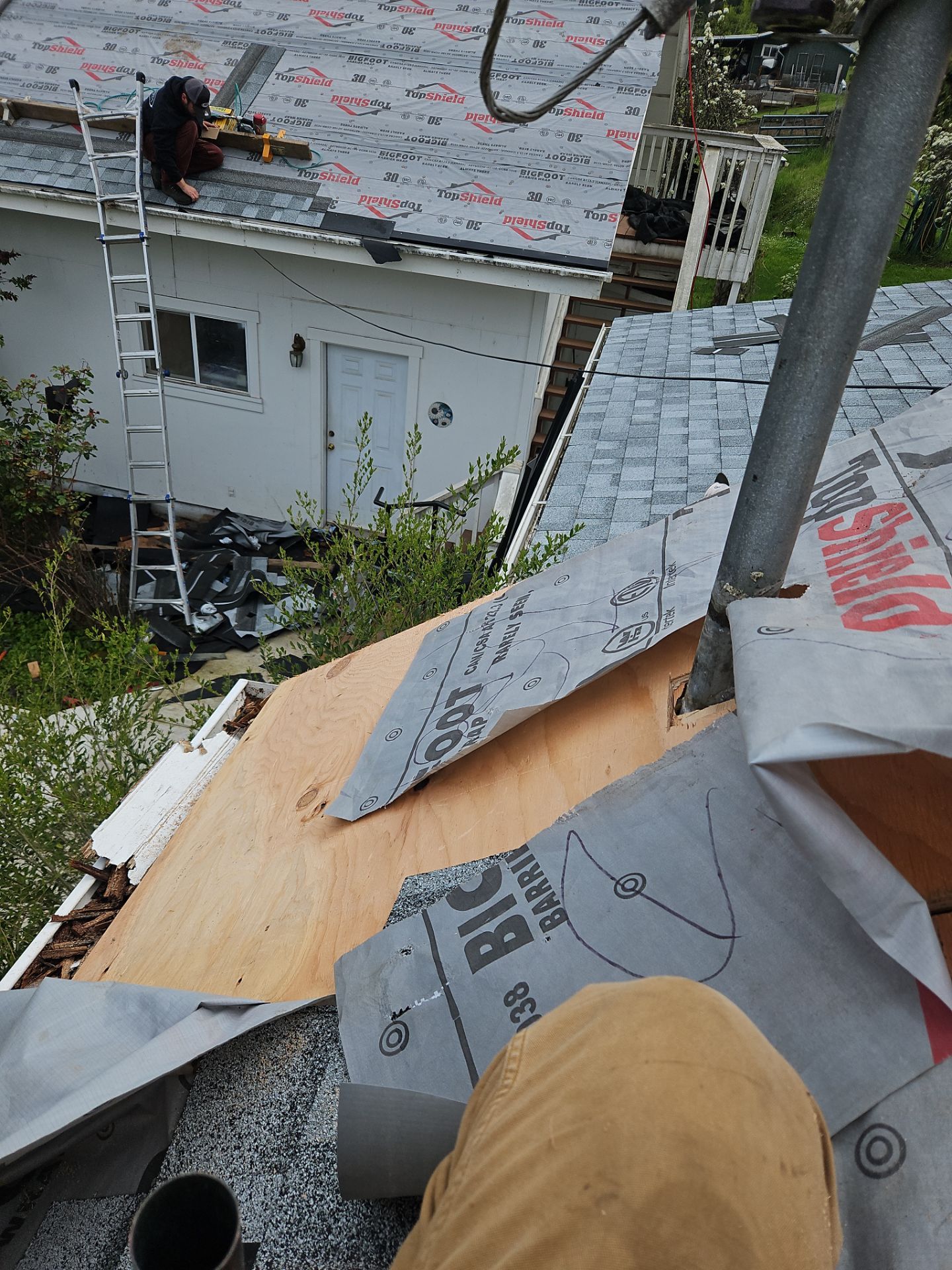 Residential Roofing Installation using IKO Dynasty (Color: Frostone Grey) by Orezona Building & Roofing Company, Inc.